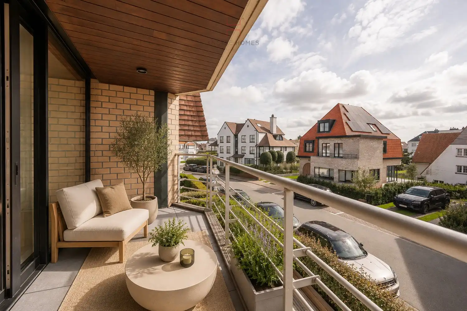 Gerenoveerd 3-kamerappartement met Zuidgericht terras vlakbij het Albertstrand foto 5
