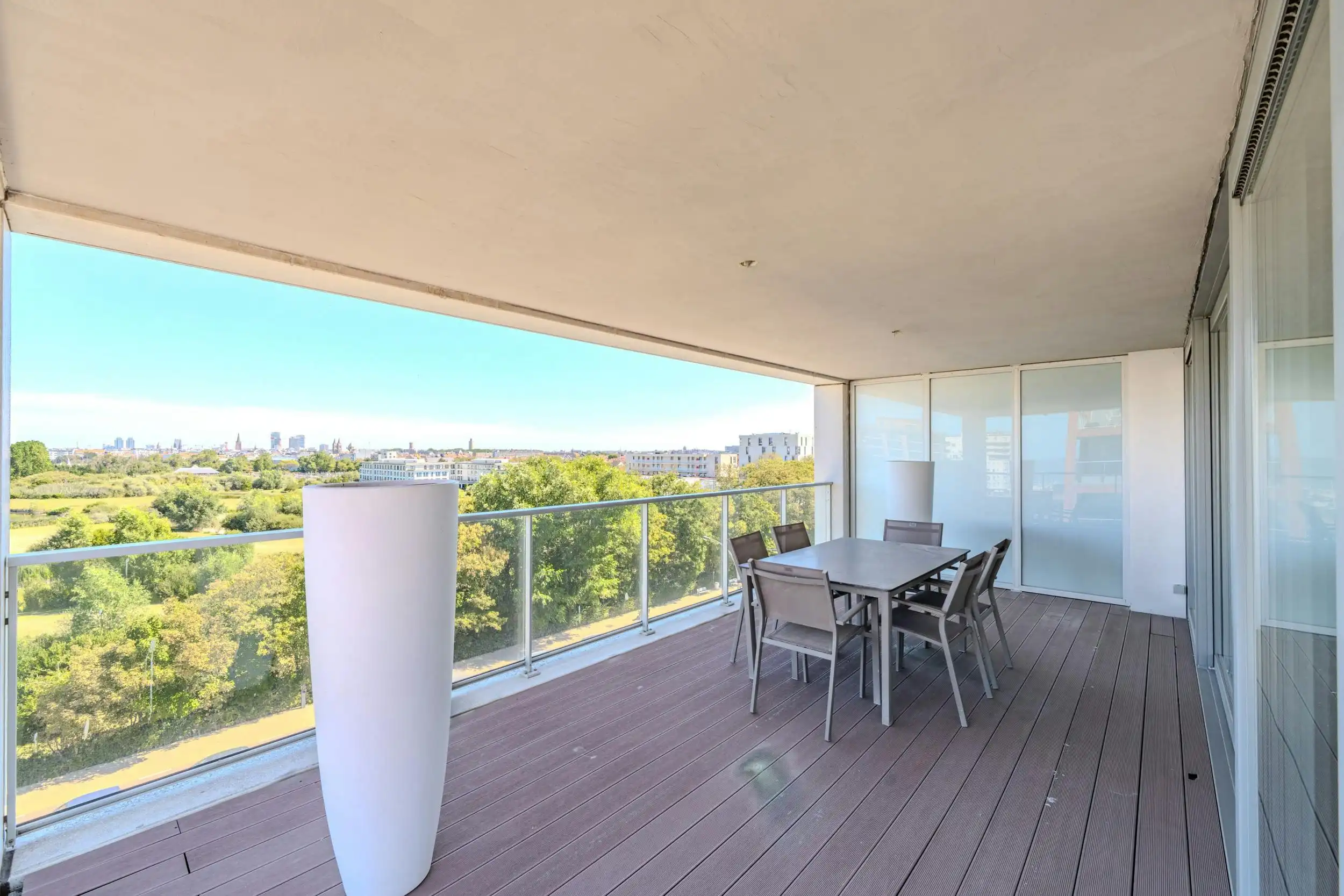 Prachtig appartement met open zicht op de Wellington Golf  foto 25