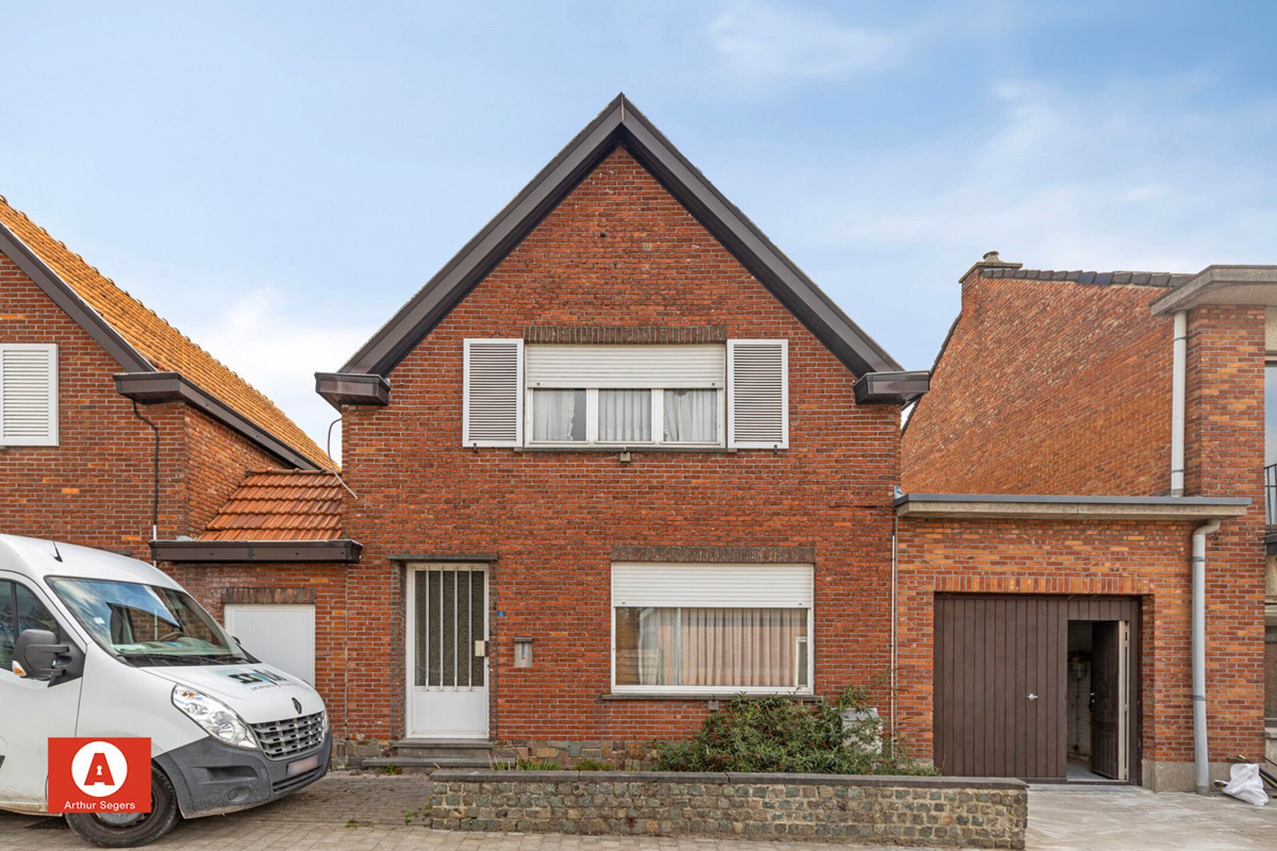 Rustig en landelijk gelegen renovatieproject in Denderbelle foto 3