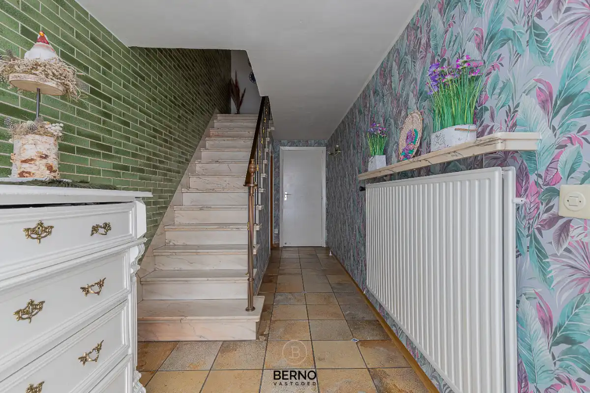 Op te frissen bel-etagewoning foto 2