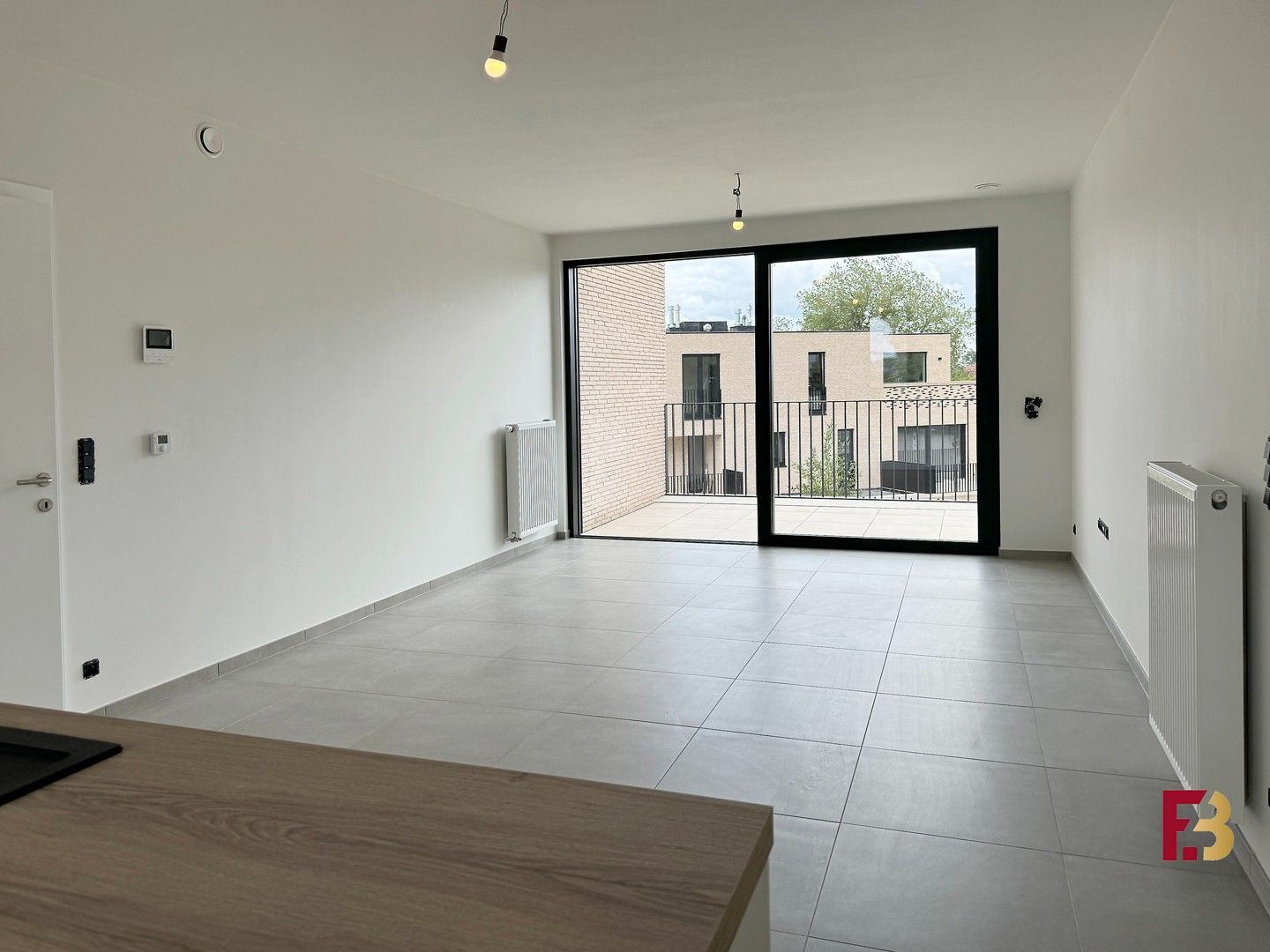 BEN-appartement met 2 slaapkamers en ruim terras te Kruisem foto 3