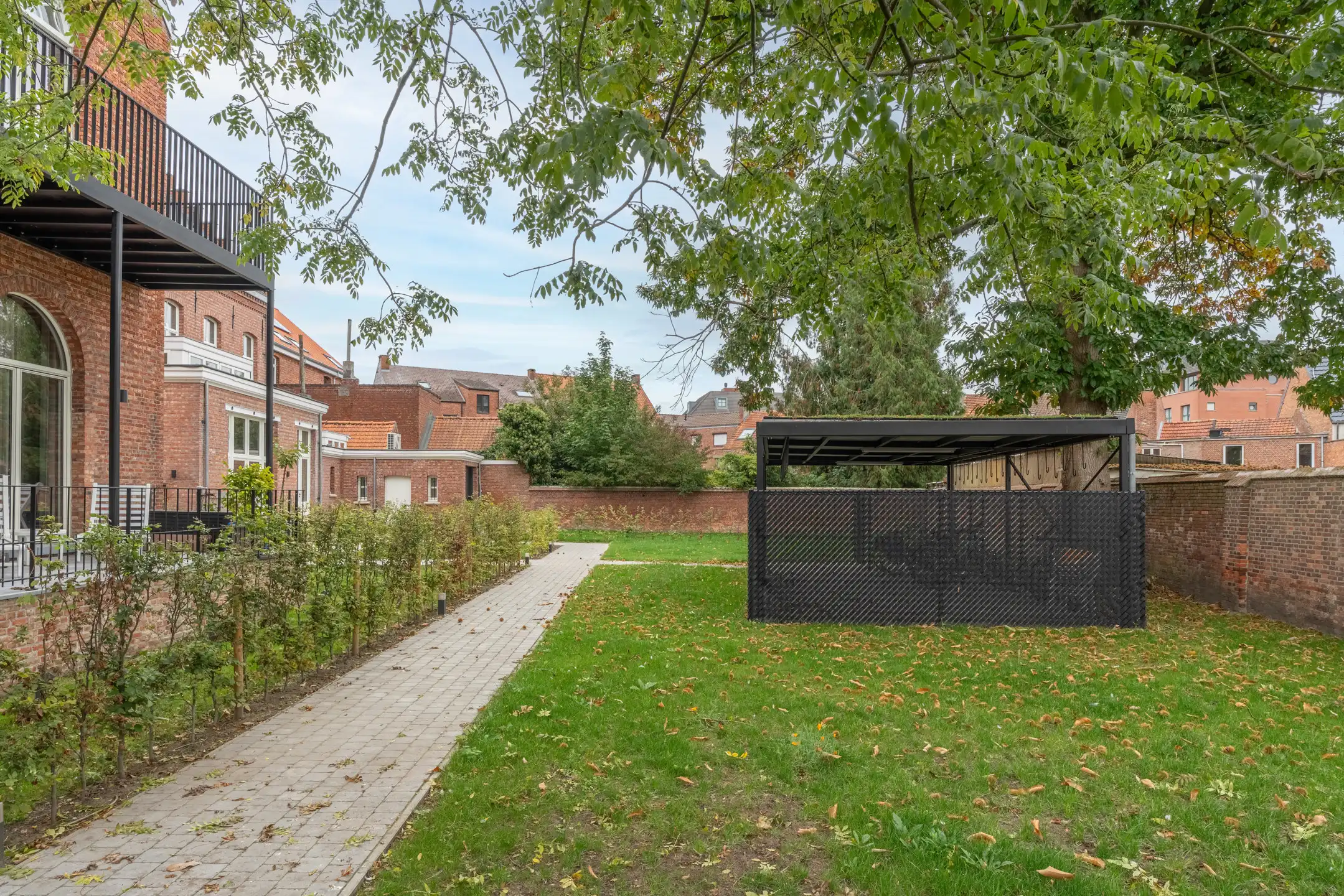 Uniek en stijlvol appartement in een mooi stukje erfgoed foto 24