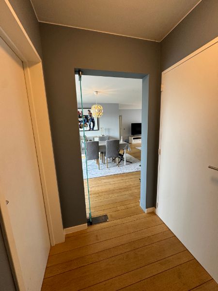 Instapklaar dakappartement van ±170m² met 2 slpks, terras & parking! foto 2