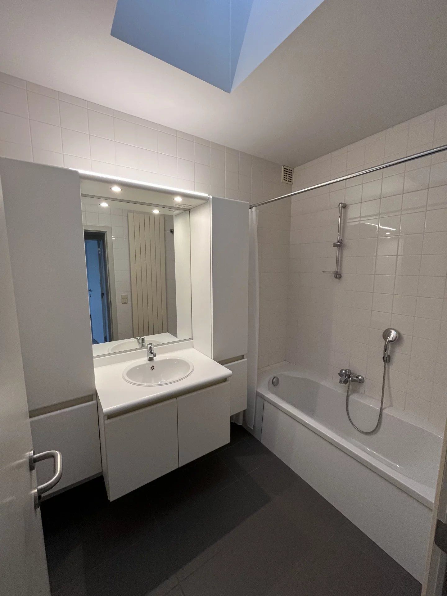Instapklaar appartement met 2 slaapkamers in Heusden-centrum! foto 10