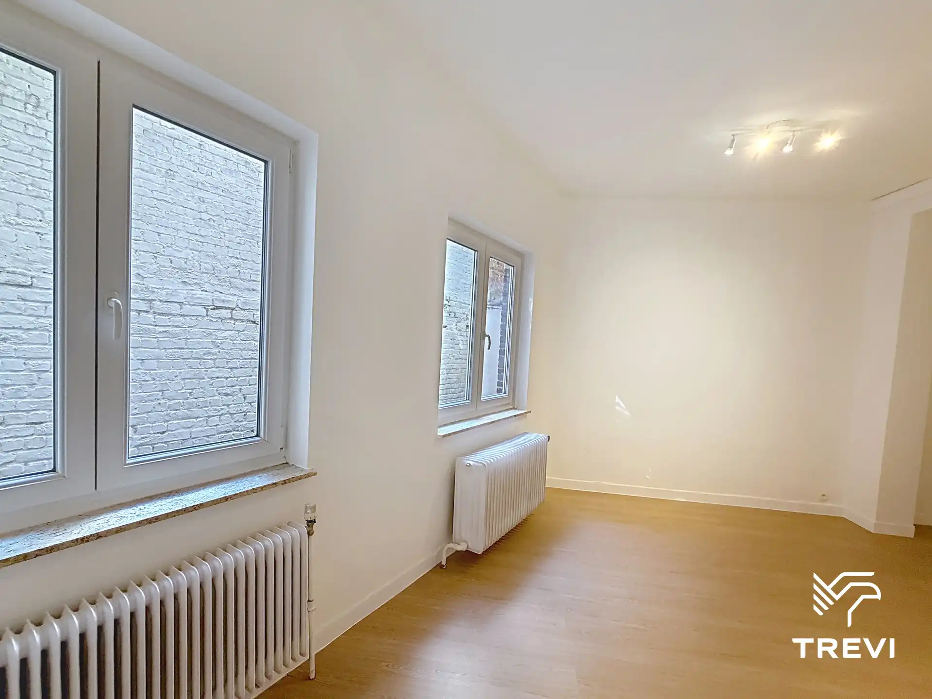 ANDERLECHT – Schitterend gerenoveerd 1-slaapkamerappartement foto 5