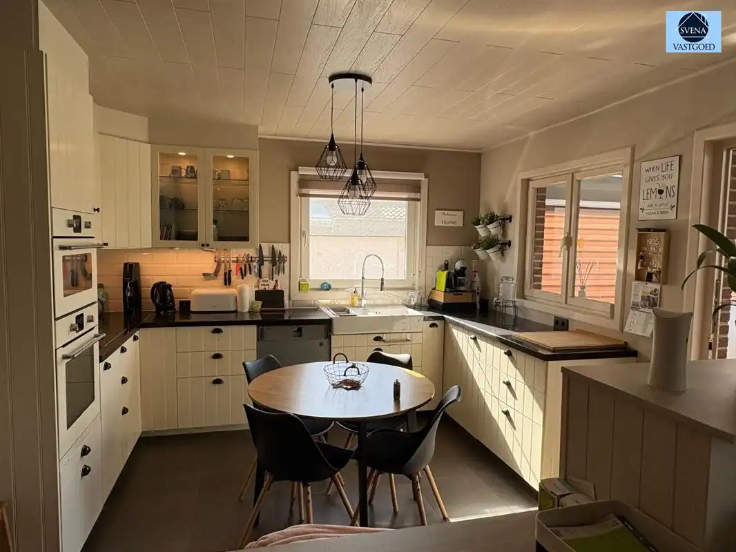 HOB MET 3 KAMERS, TUIN EN GARAGE foto 5
