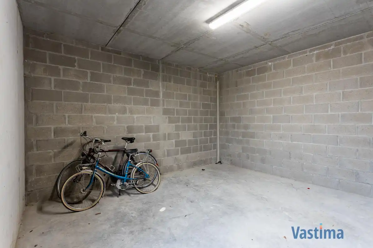 Instapklaar appartement met royaal terras en staanplaats foto 23