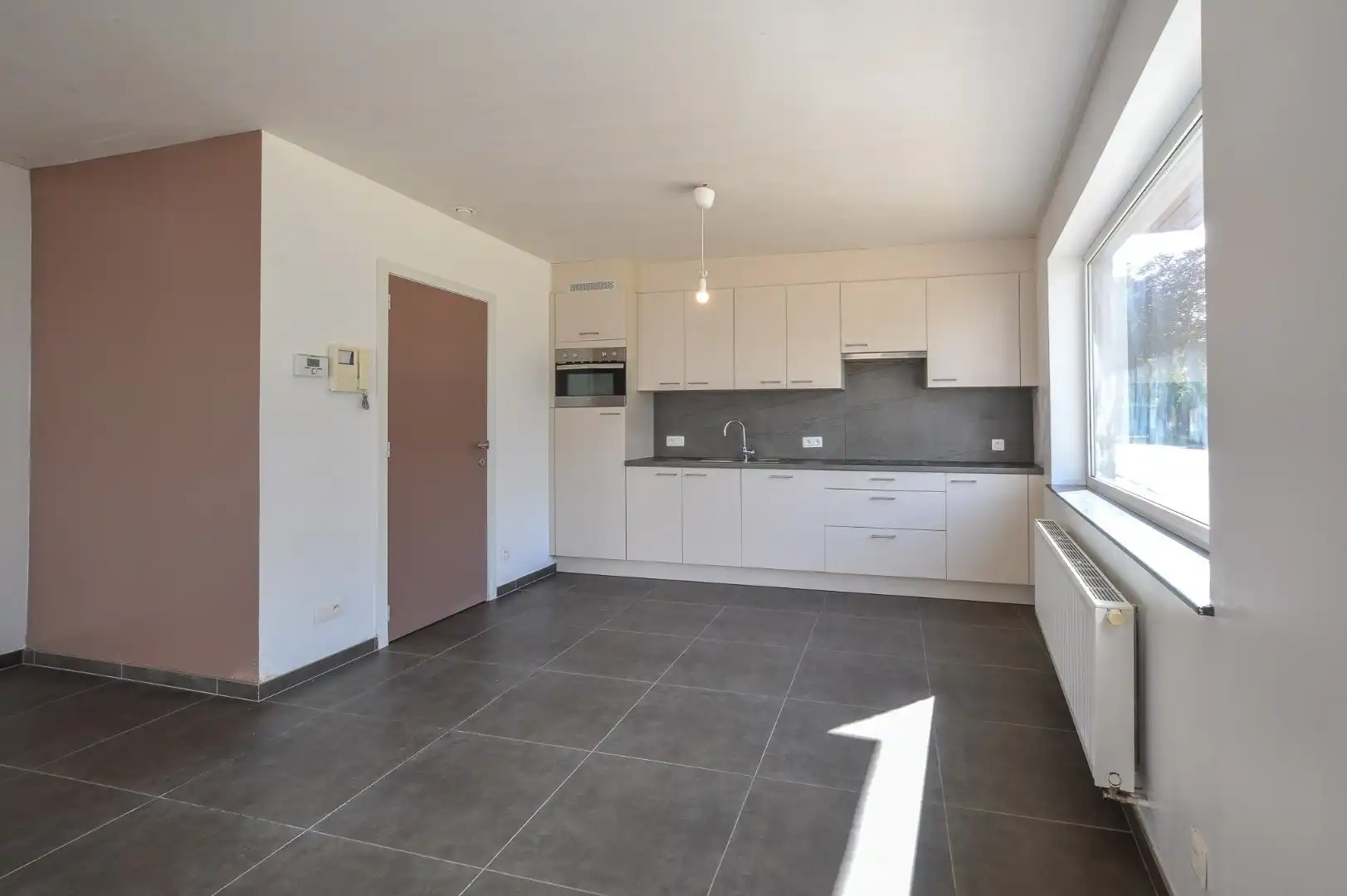 Gelijkvloers appartement met 1 slaapkamer in het hartje van Oudenburg foto 5