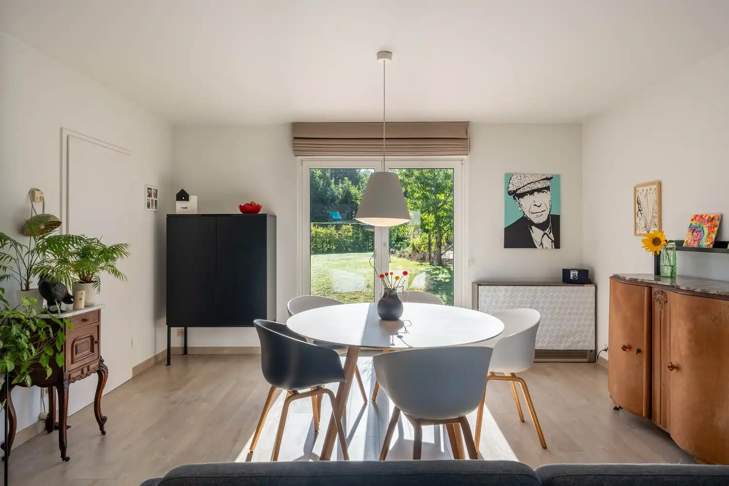 Rustig gelegen en vrijstaande woning met 3 ruime slaapkamers, een oprit met een garage en een mooie tuin in het groene Oud-Heverlee! foto 5