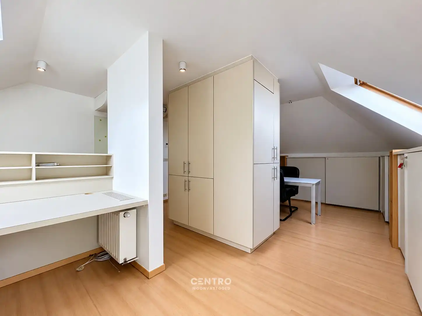 EXCLUSIEVE VILLA MET RUIME KANTOORVLEUGEL OP 1.191 M² – LUXE, RUIMTE EN VEELZIJDIGHEID! foto 32