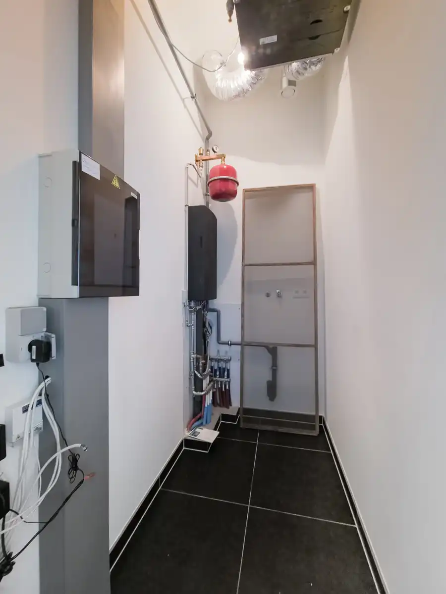 Ongemeubeld 1 slaapkamer appt. met zicht op de Schelde foto 16