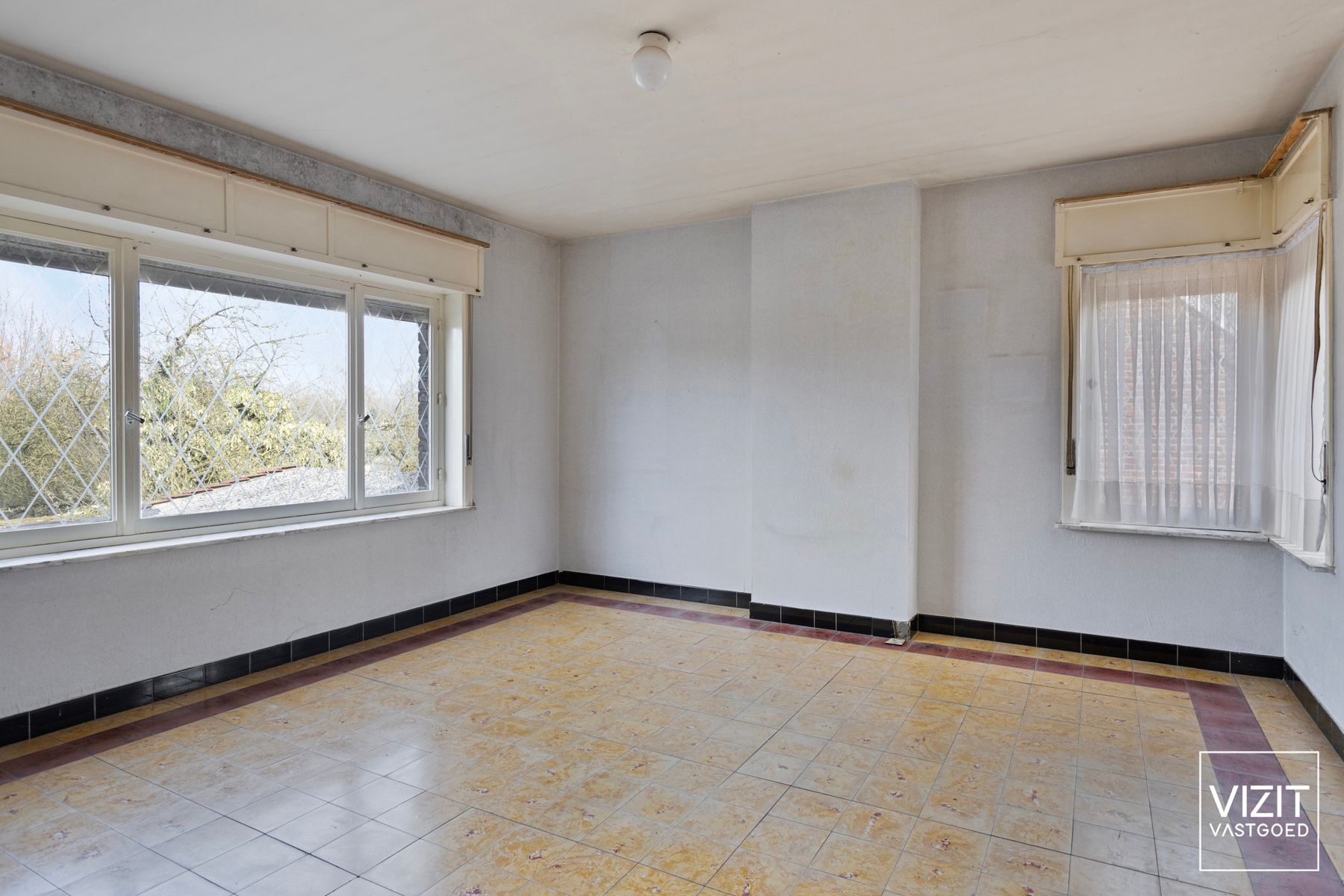 Te renoveren woning met potentieel in Denderhoutem foto 14
