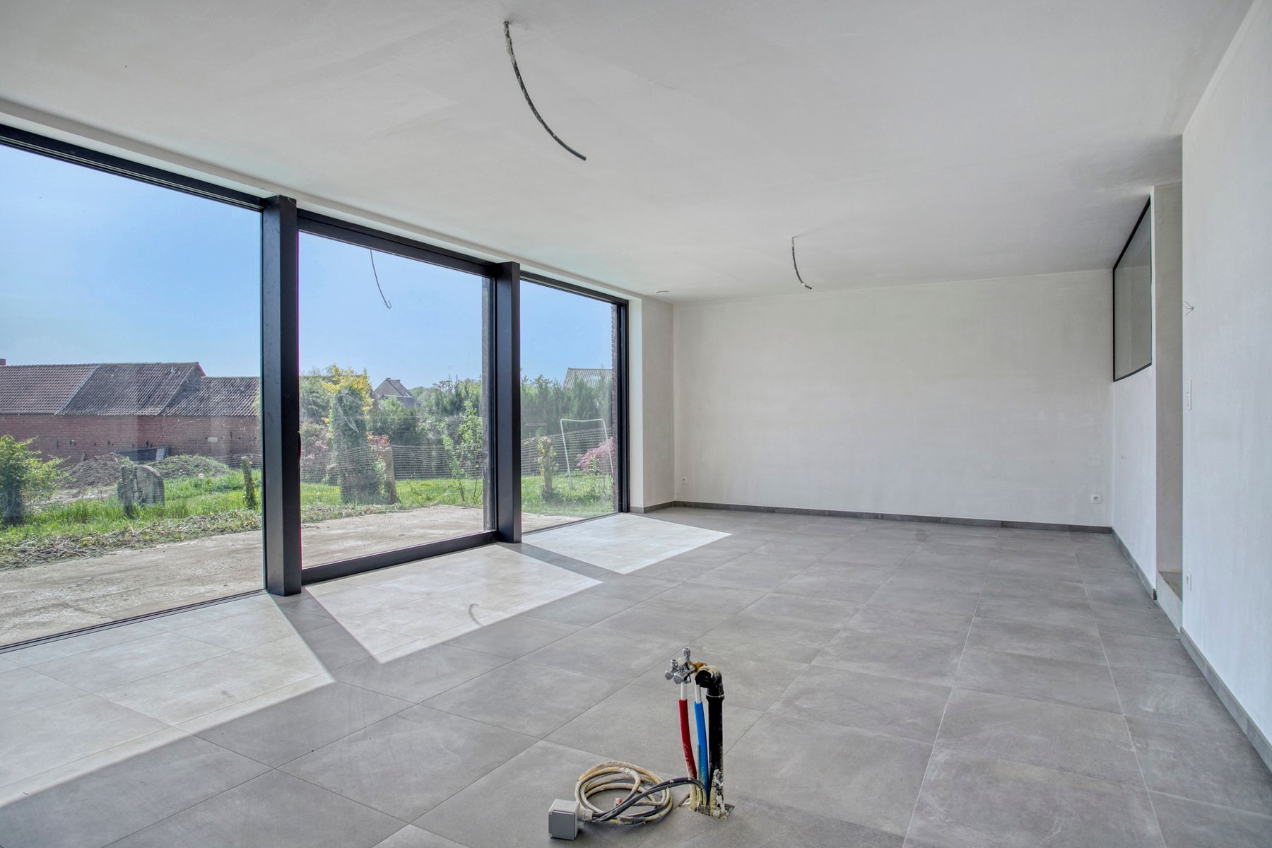 Ruime HOB met garage, tuin & 3 slaapkamers op toplocatie! foto 3