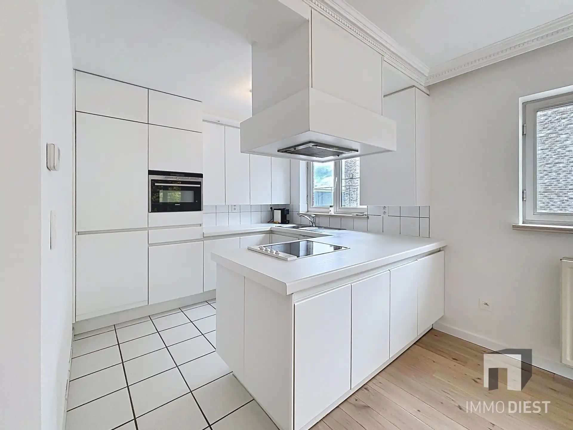 Appartement met 2 slaapkamers op topligging in centrum Diest. foto 6