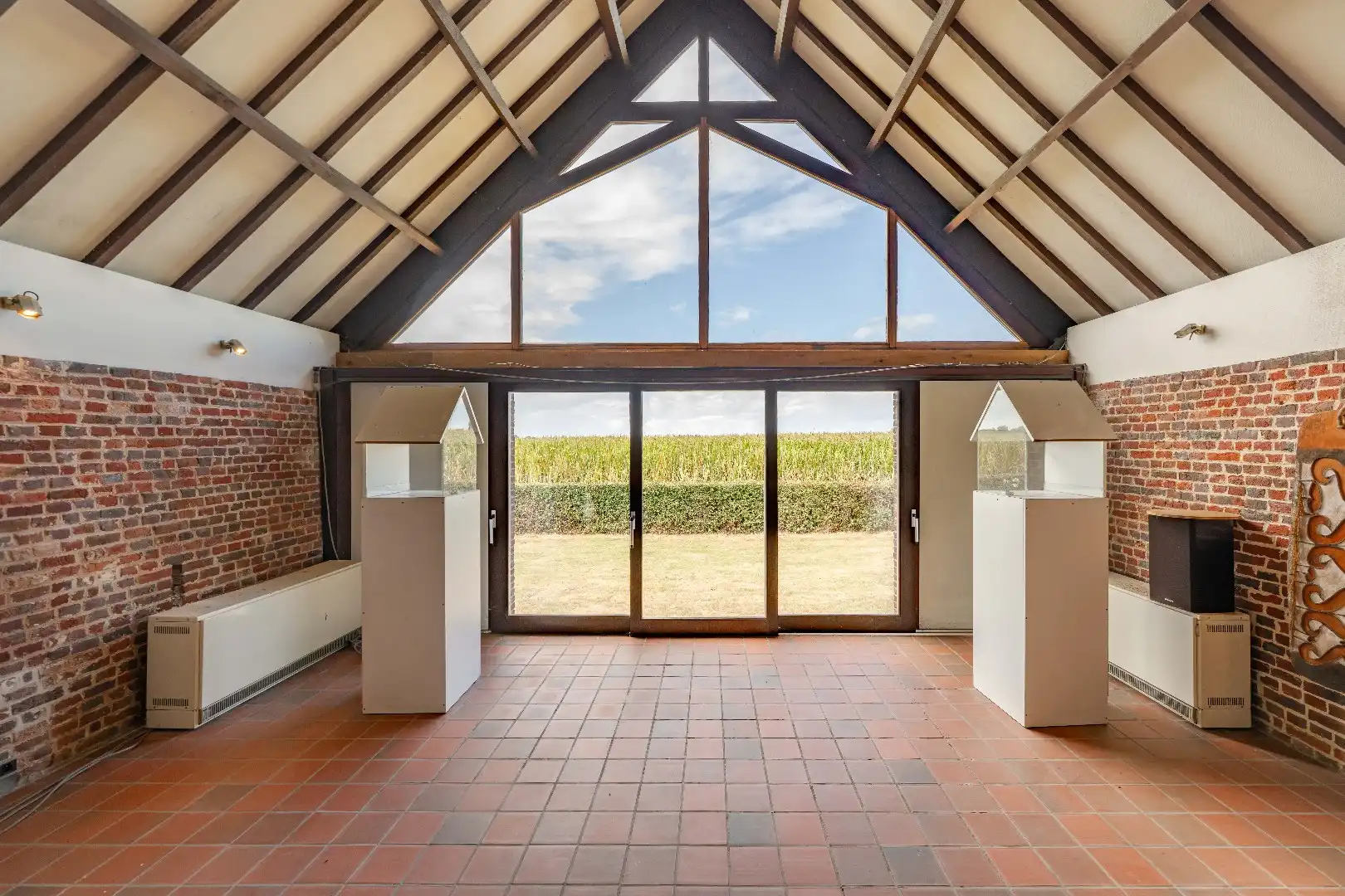 EXCLUSIEF LANDHUIS MET BIJGEBOUWEN OP EEN DOMEIN VAN 5.990 M² foto 27
