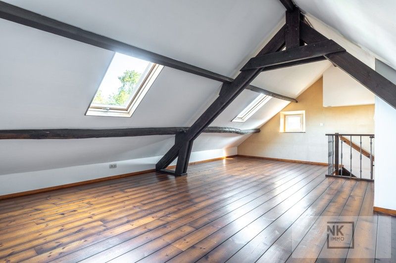 Prachtig, authentiek gerenoveerde woning met 4 slaapkamers foto 38