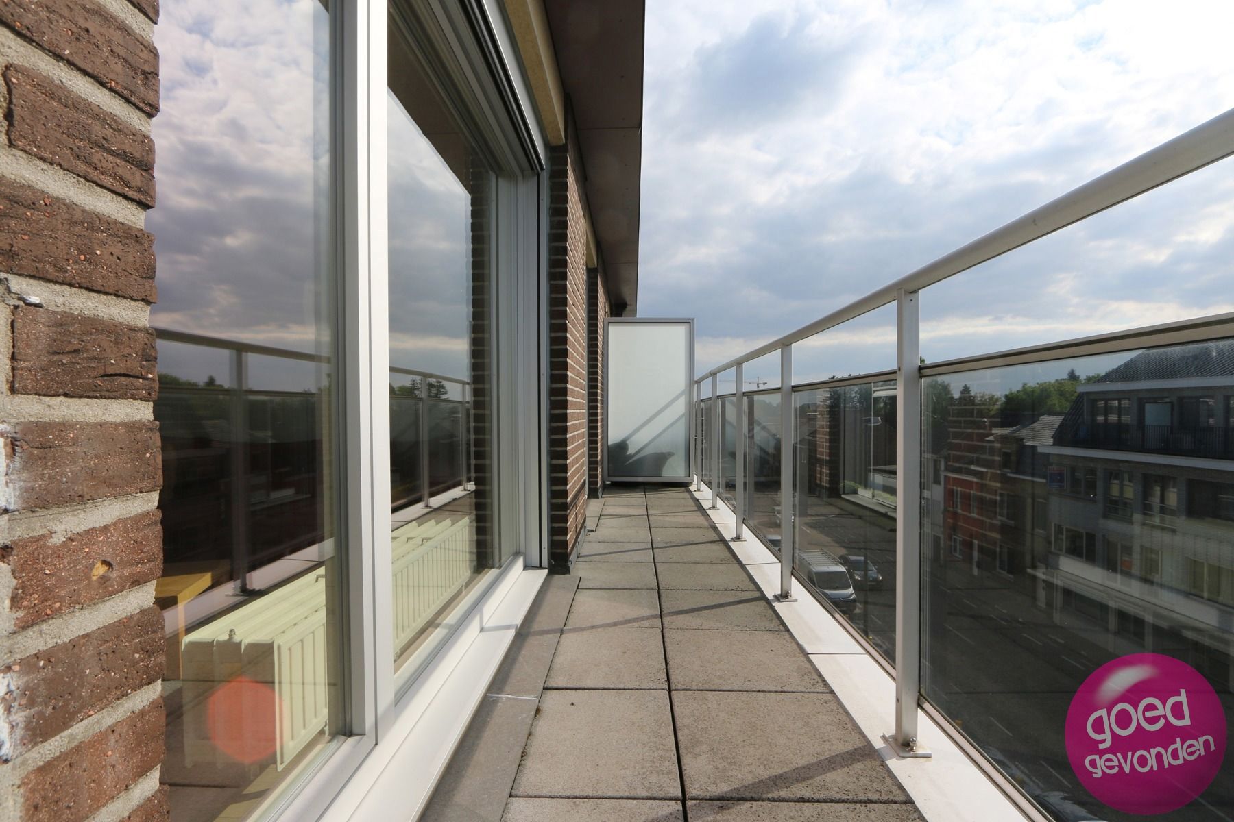 GERENOVEERD APP - 2 SLK - 2 TERRASSEN - KELDER - LIFT  foto 14