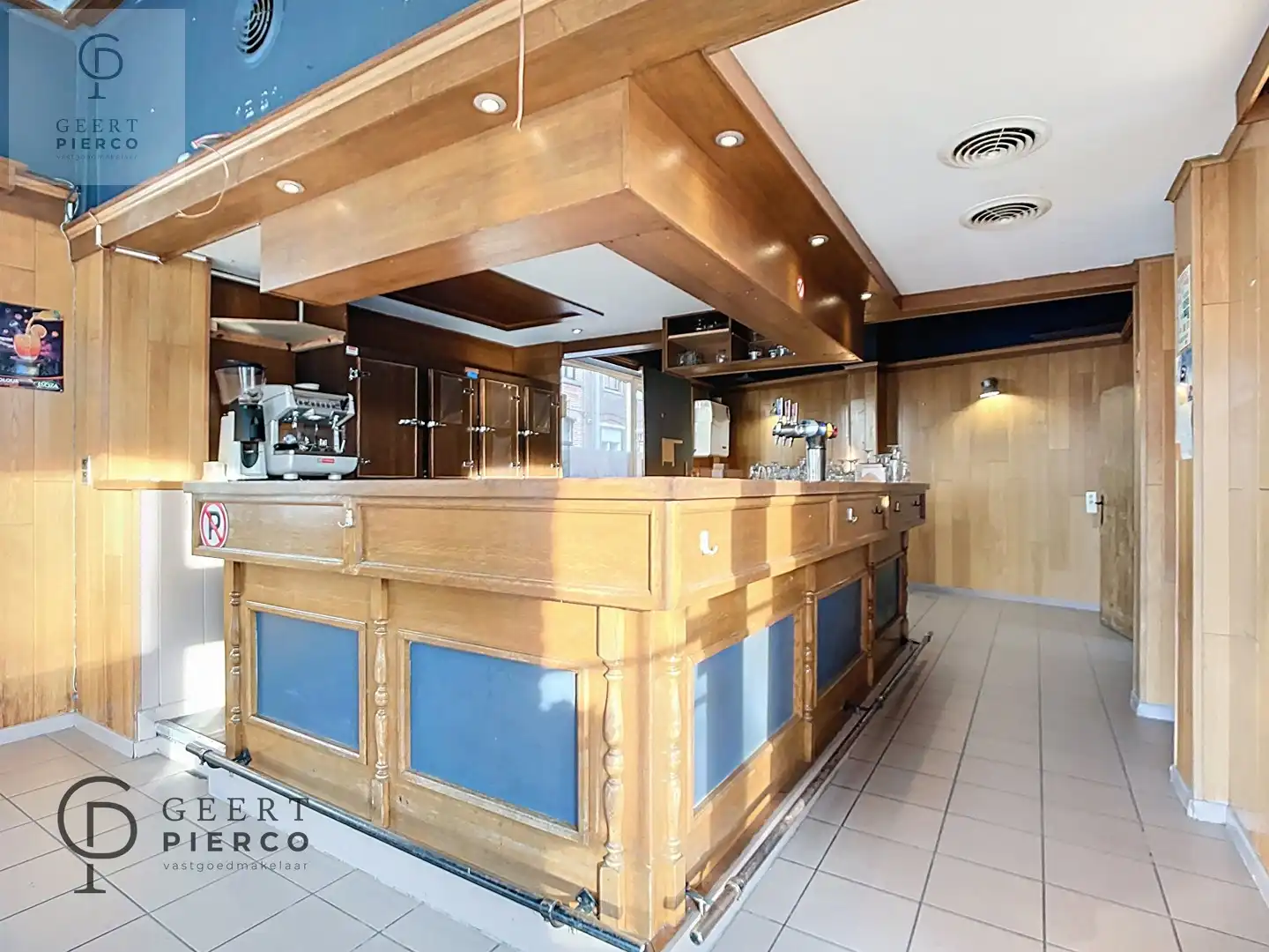 Commercieel pand met woonst te huur op toplocatie in Tienen foto 5