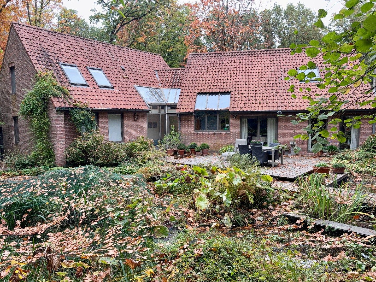Wonen in het bos met een totale opp van 1679m². foto 11