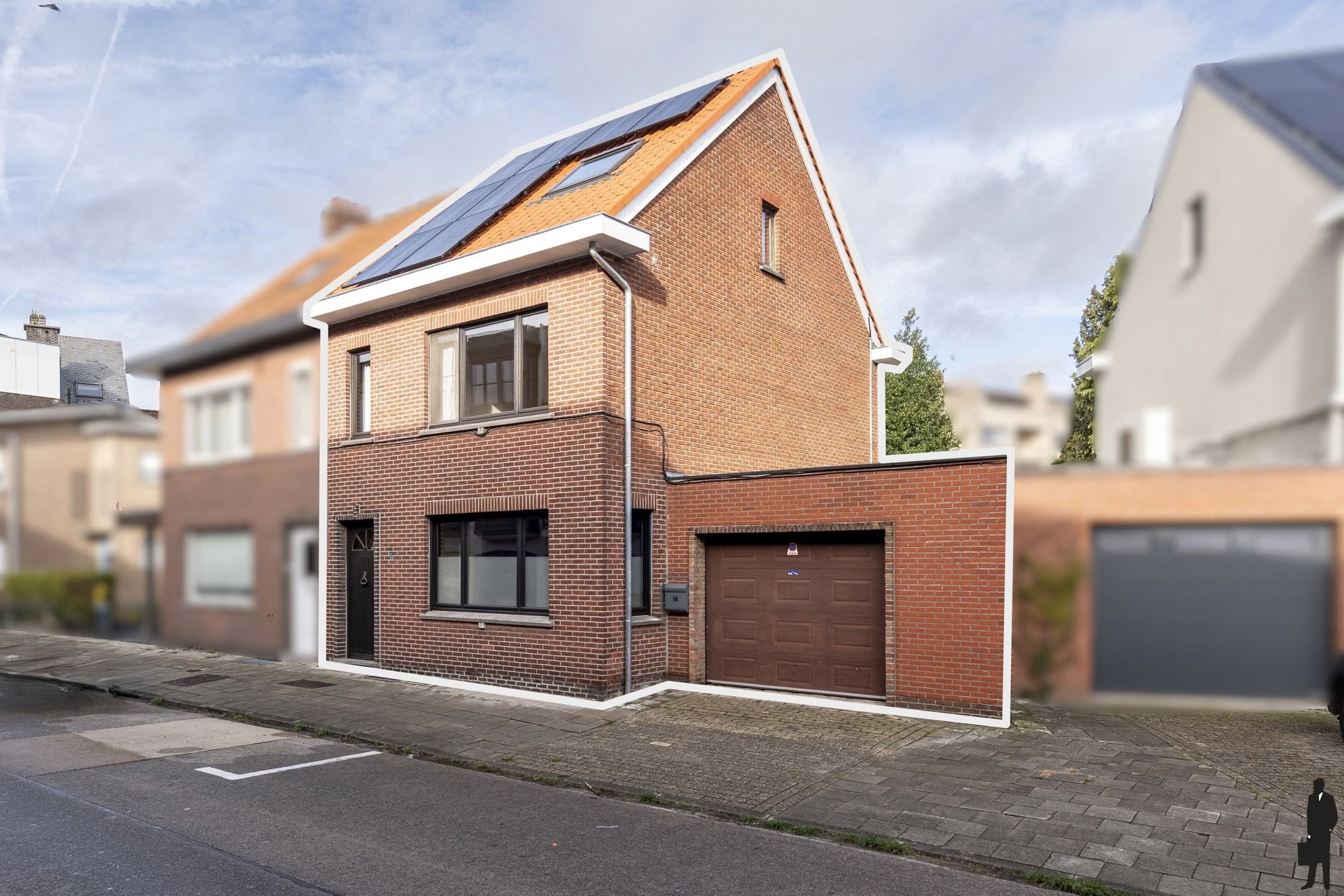Charmante, energetisch gerenoveerde woning met stadstuin foto {{pictureIndex}}