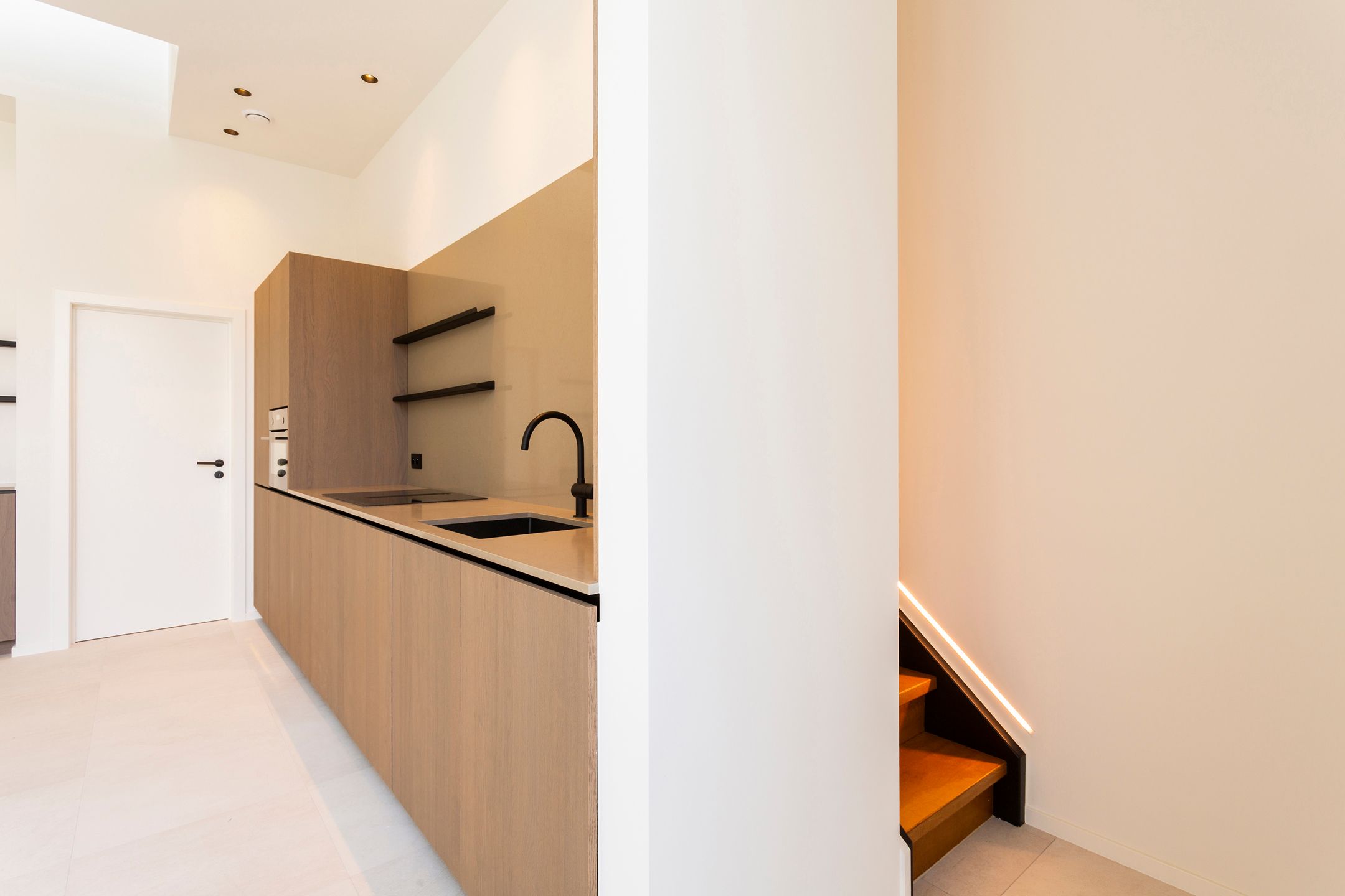 volledig nieuwe woning met terrassen, 4 slpks. en A-label foto 8