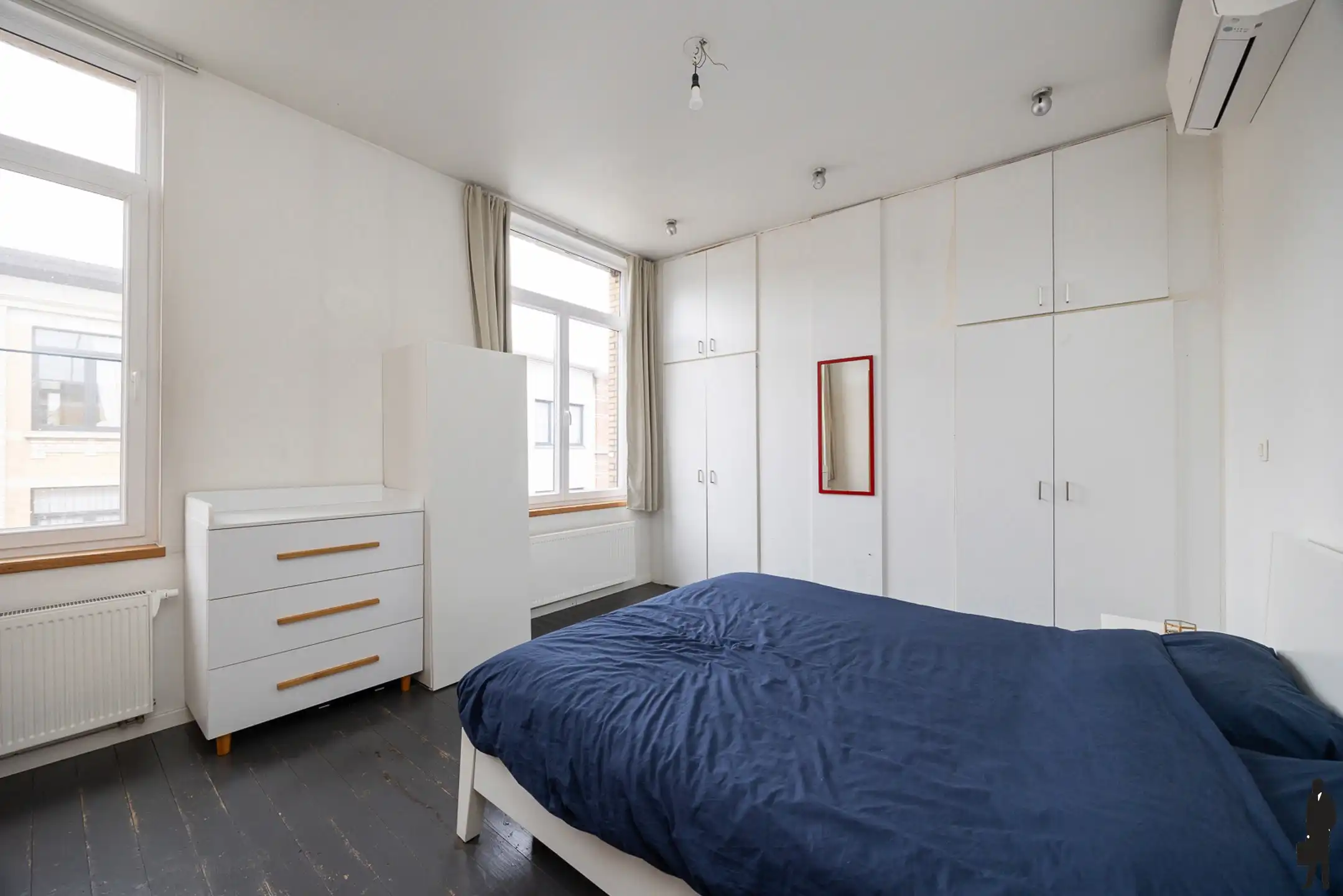 Ruime bel-étagewoning met 3 staanplaatsen en terras foto 6