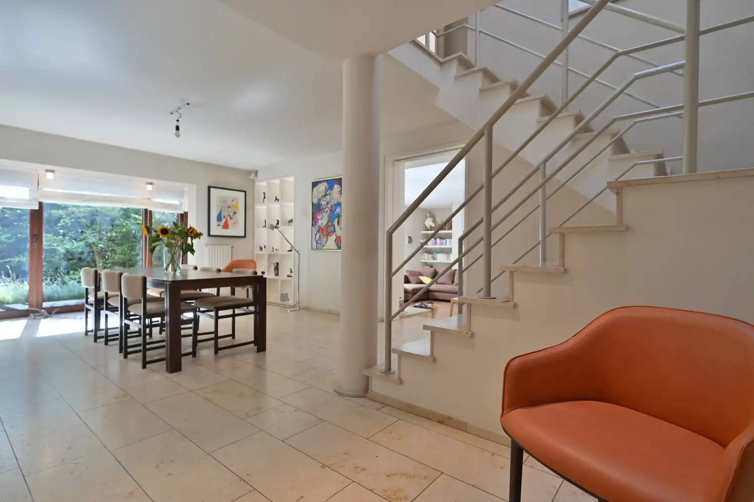 Royale woning van maar liefst 400 m² met ruime praktijk in een groene, bereikbare omgeving te Zutendaal foto 7