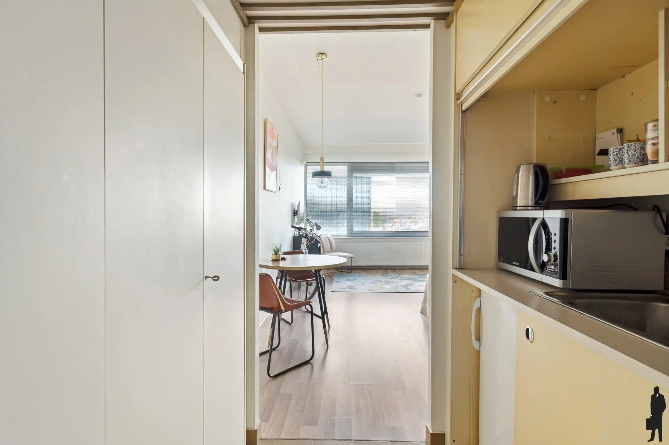 Gerenoveerd studio-appartement op toplocatie.&nbsp; foto 10