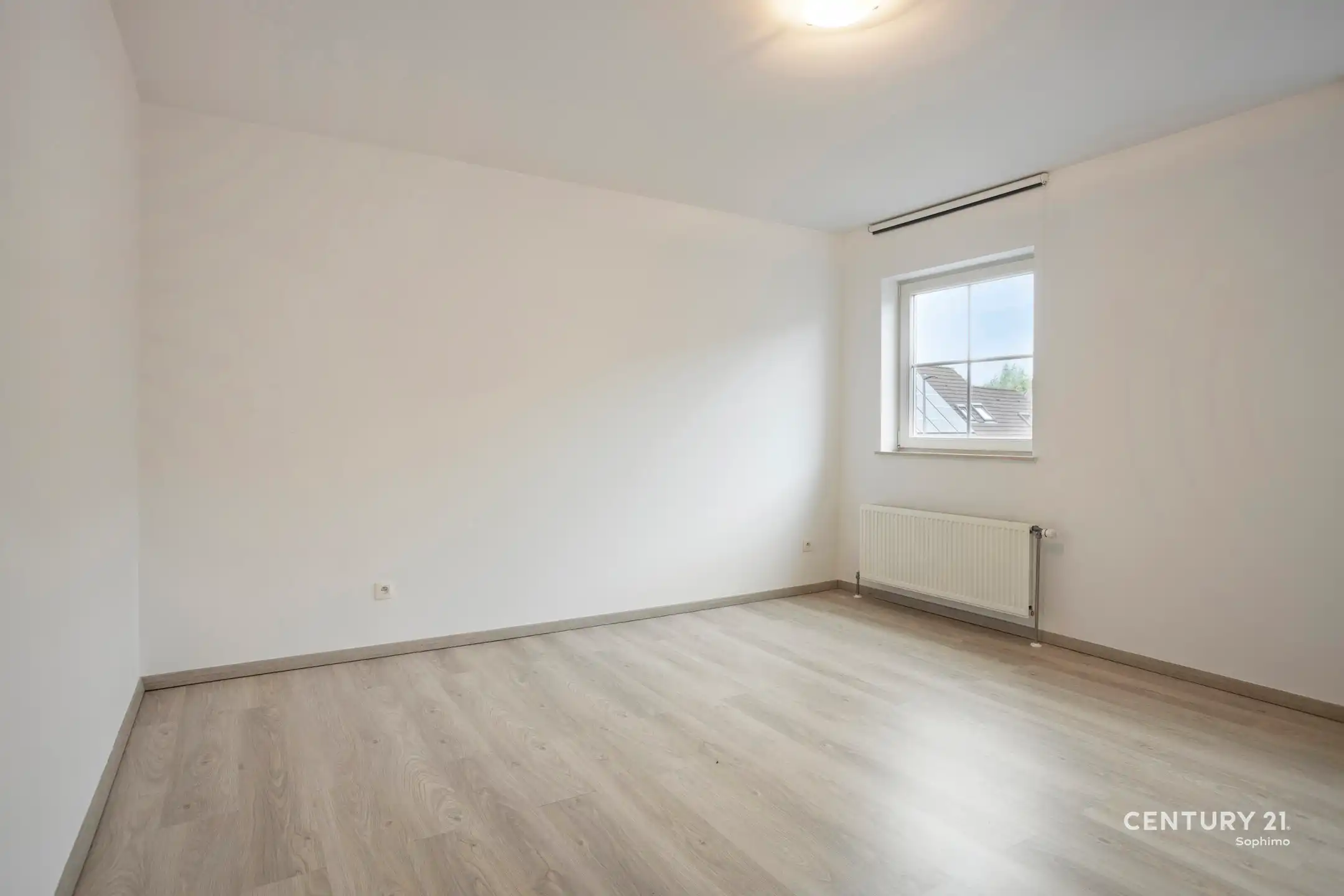 Gunstig gelegen ééngezinswoning met 4 slaapkamers foto 12