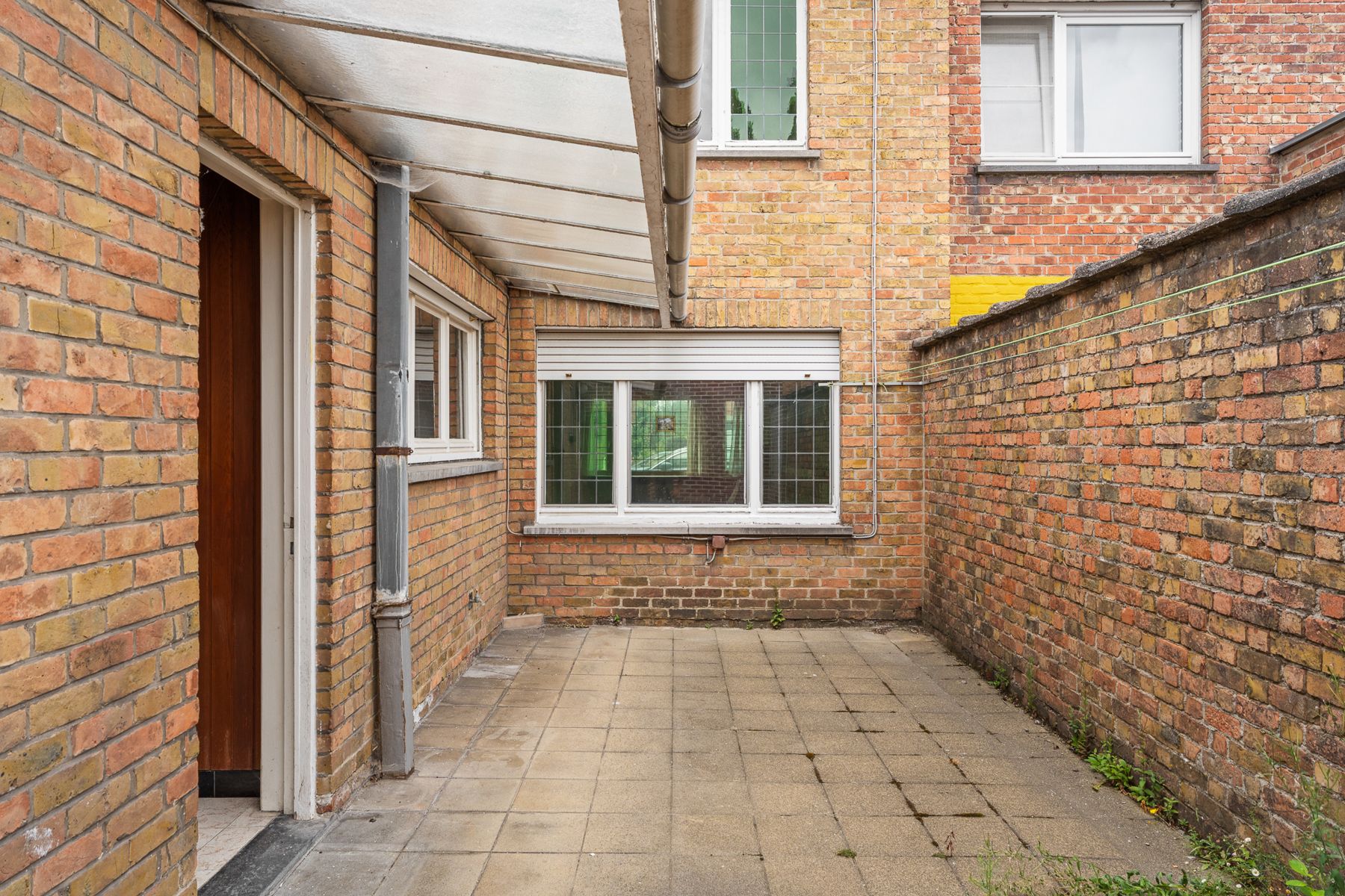 Te renoveren 3 slpk. woning met garage en uitweg foto 17