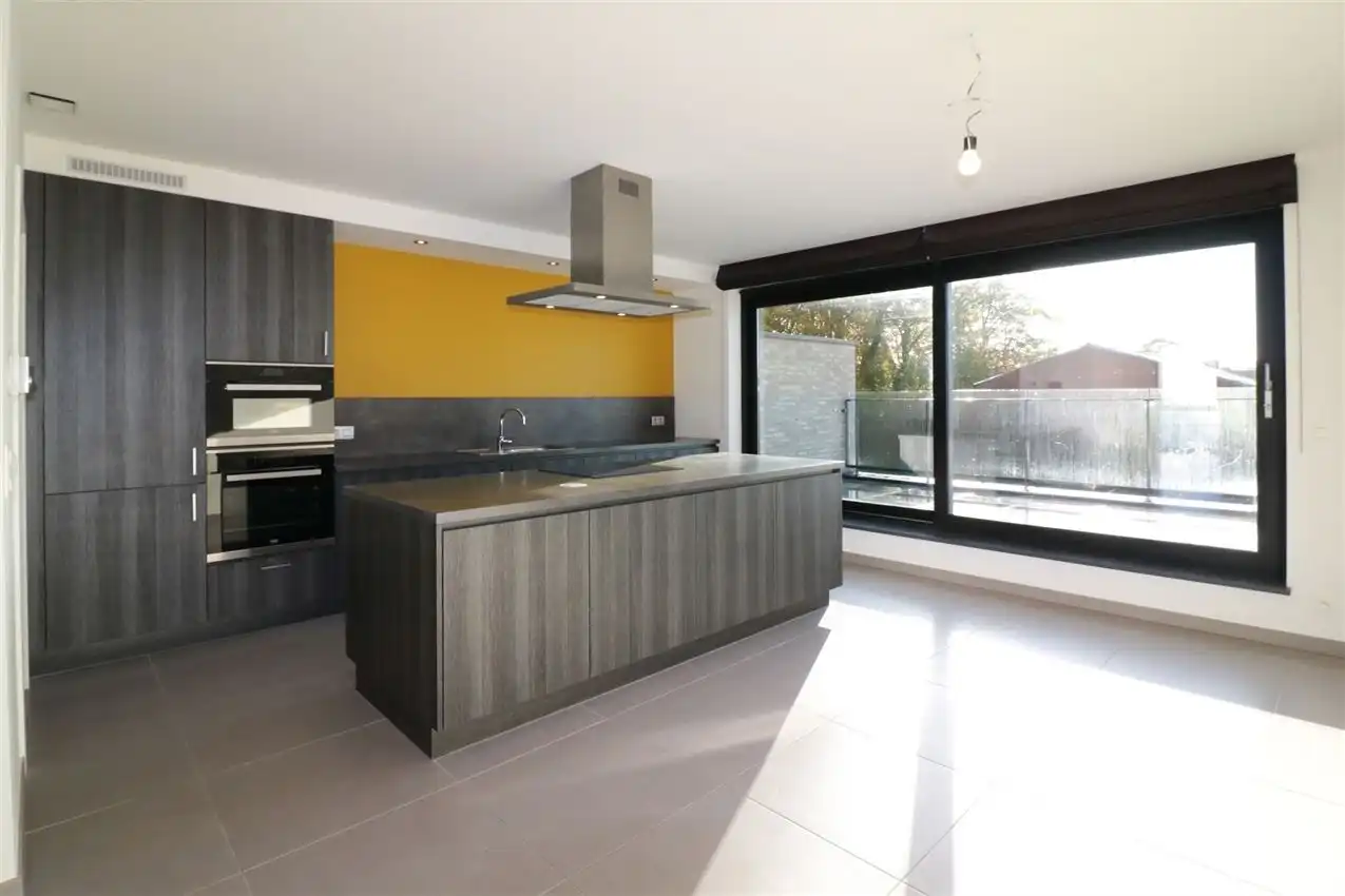 duplex met 2 grote slpk., zuidgericht terras, 2 parkings nabij centrum  foto 6