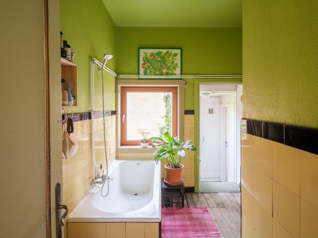 Wondelgem - Ruime (397 m2 bvo) en karaktervolle, op te frissen burgerwoning met art-déco elementen en prachtige tuin op een boogscheut van het Centrum van Gent. foto 19