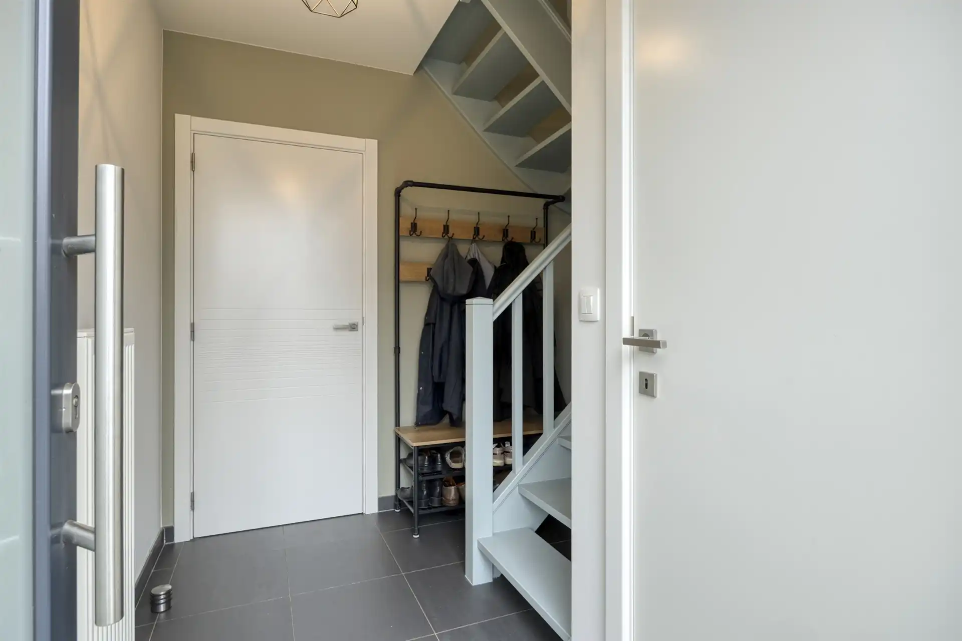 IN OPTIE! Recente, uitermate rustig gelegen woning met kwalitatieve afwerking! foto 9