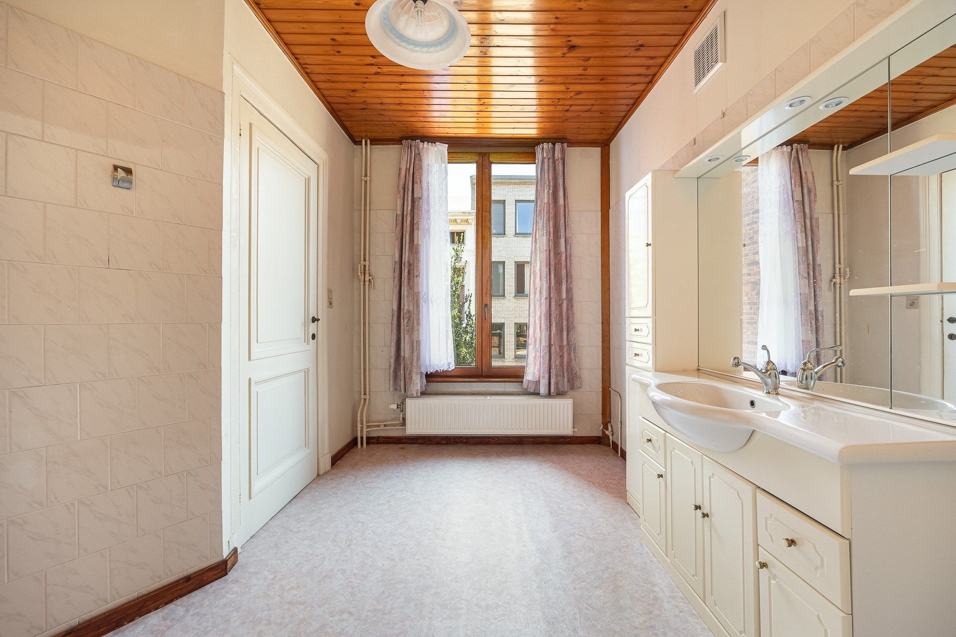 Zurenborg: Wonen in grandeur, leven in kleur.  foto 13