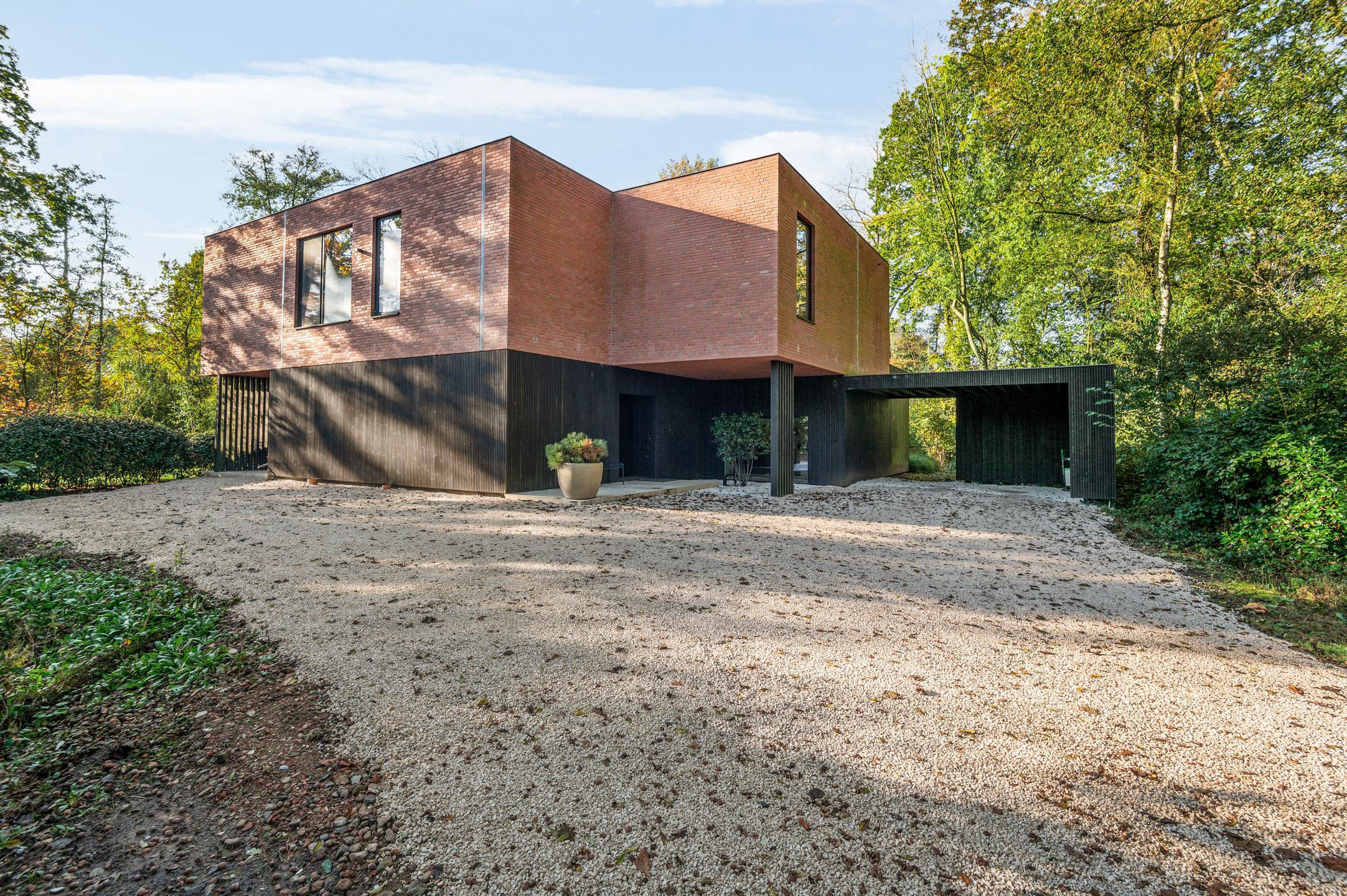 Recente moderne villa met veel privacy in Hof Ter Linden foto 30