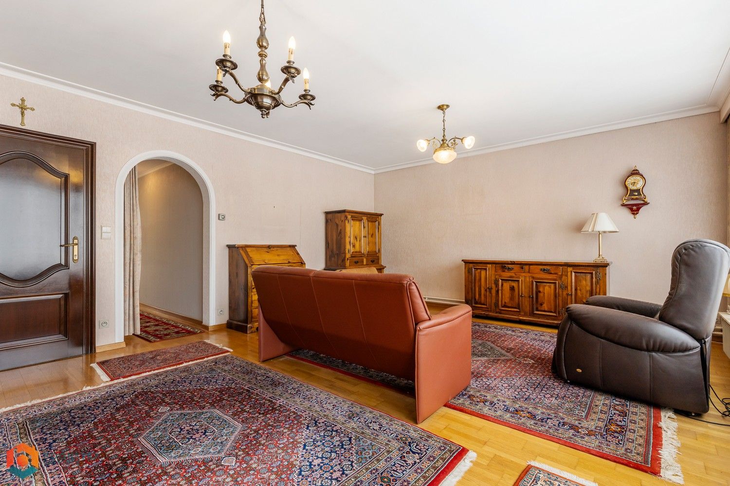 Kleinschalig appartementsgebouw met 2 app. te koop in centrum Heist-op-den-Berg foto 2