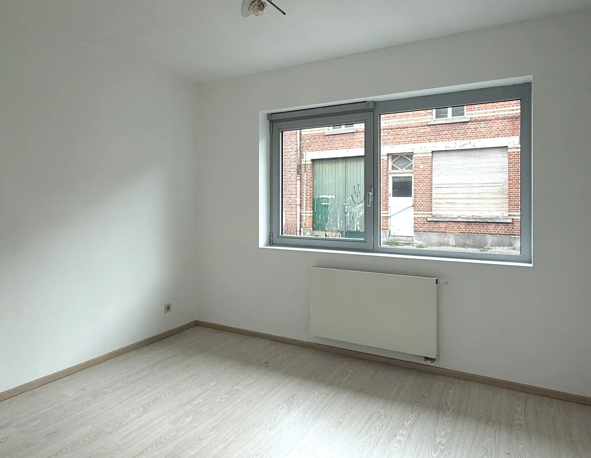Gelijkvloers appartement met 2 slaapkamers en autostaanplaats foto 9