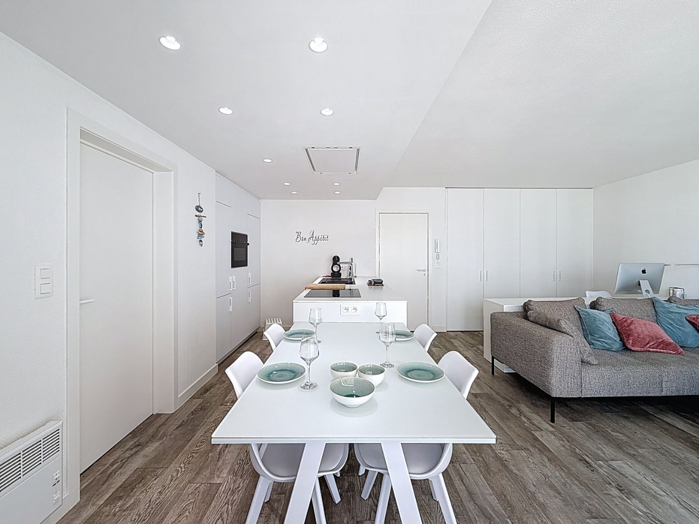 Luxueus gerenoveerd appartement te Nieuwpoort-Bad nabij het strand. foto 4