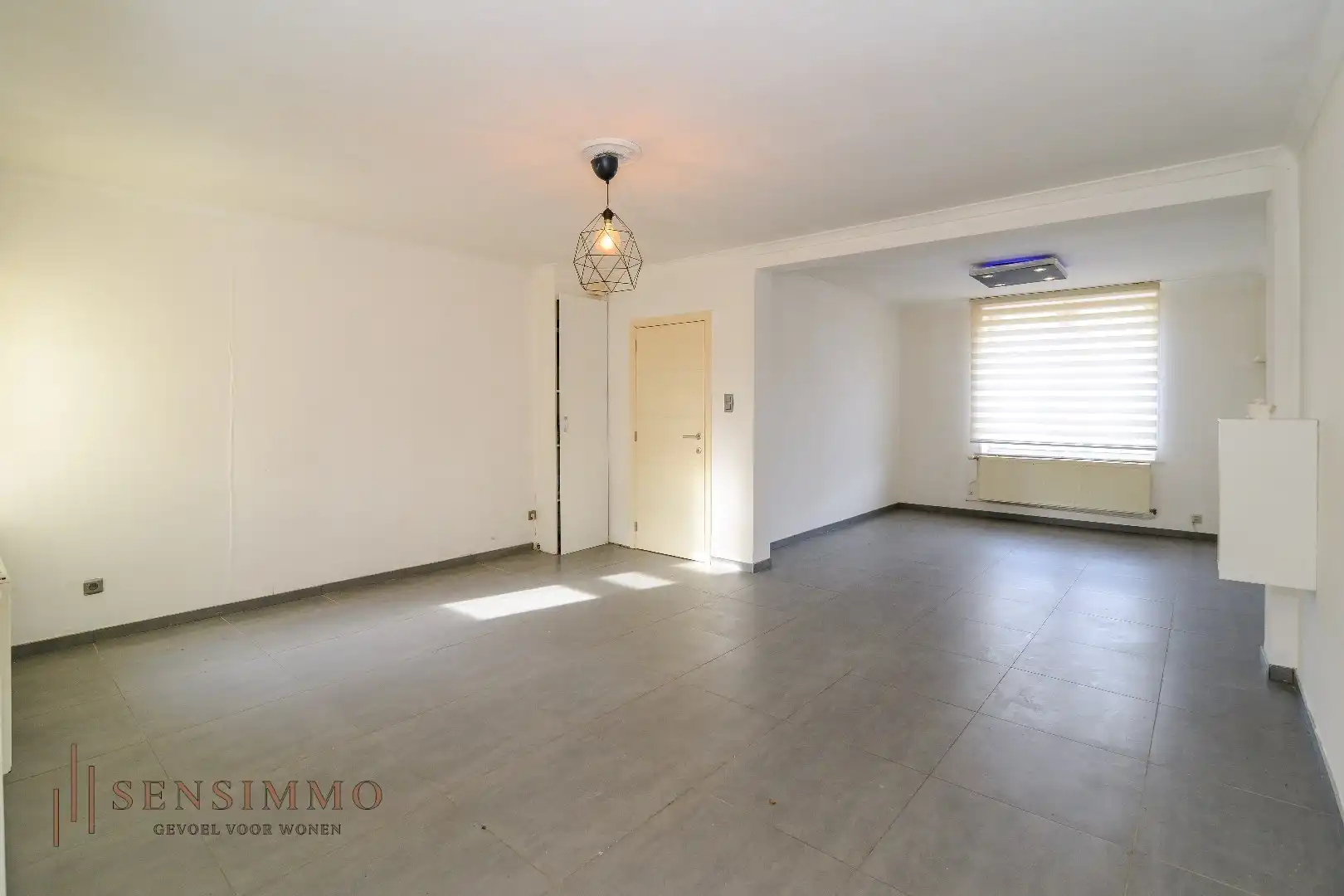 Halfopen woning met 2 slaapkamers + tuin in rustige wijk  foto 3