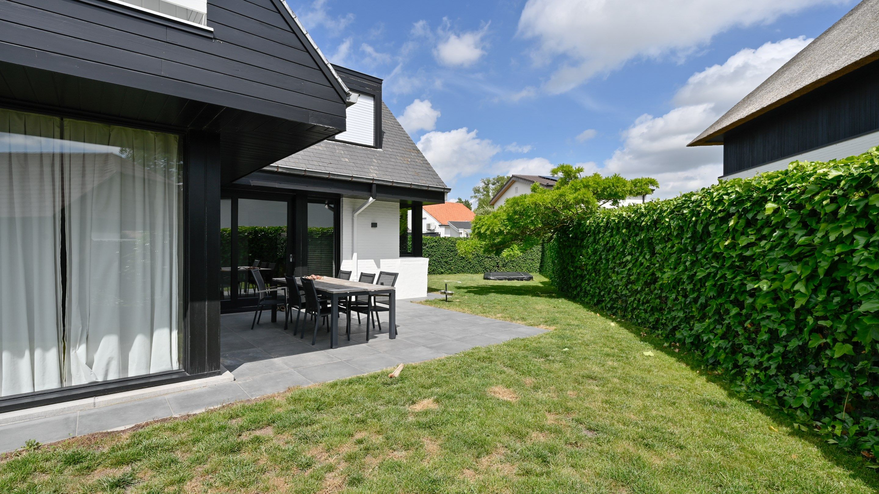 Residentieel gelegen alleenstaande villa te Knokke foto 19