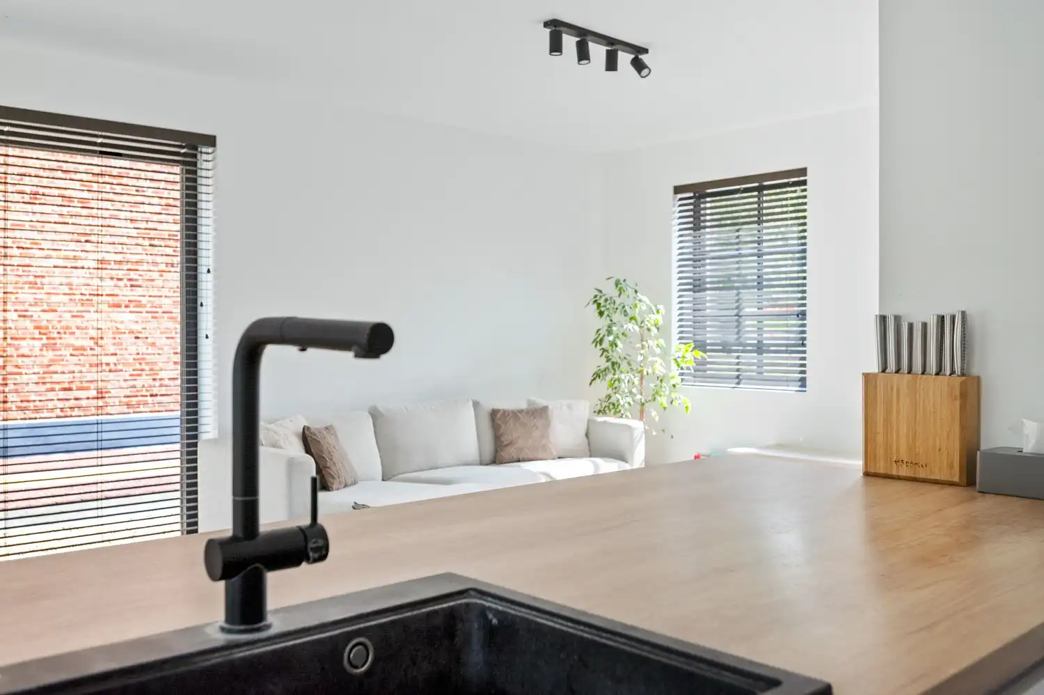 Energiezuinige woning met 3 slpkrs en bureau te Berlaar foto 6