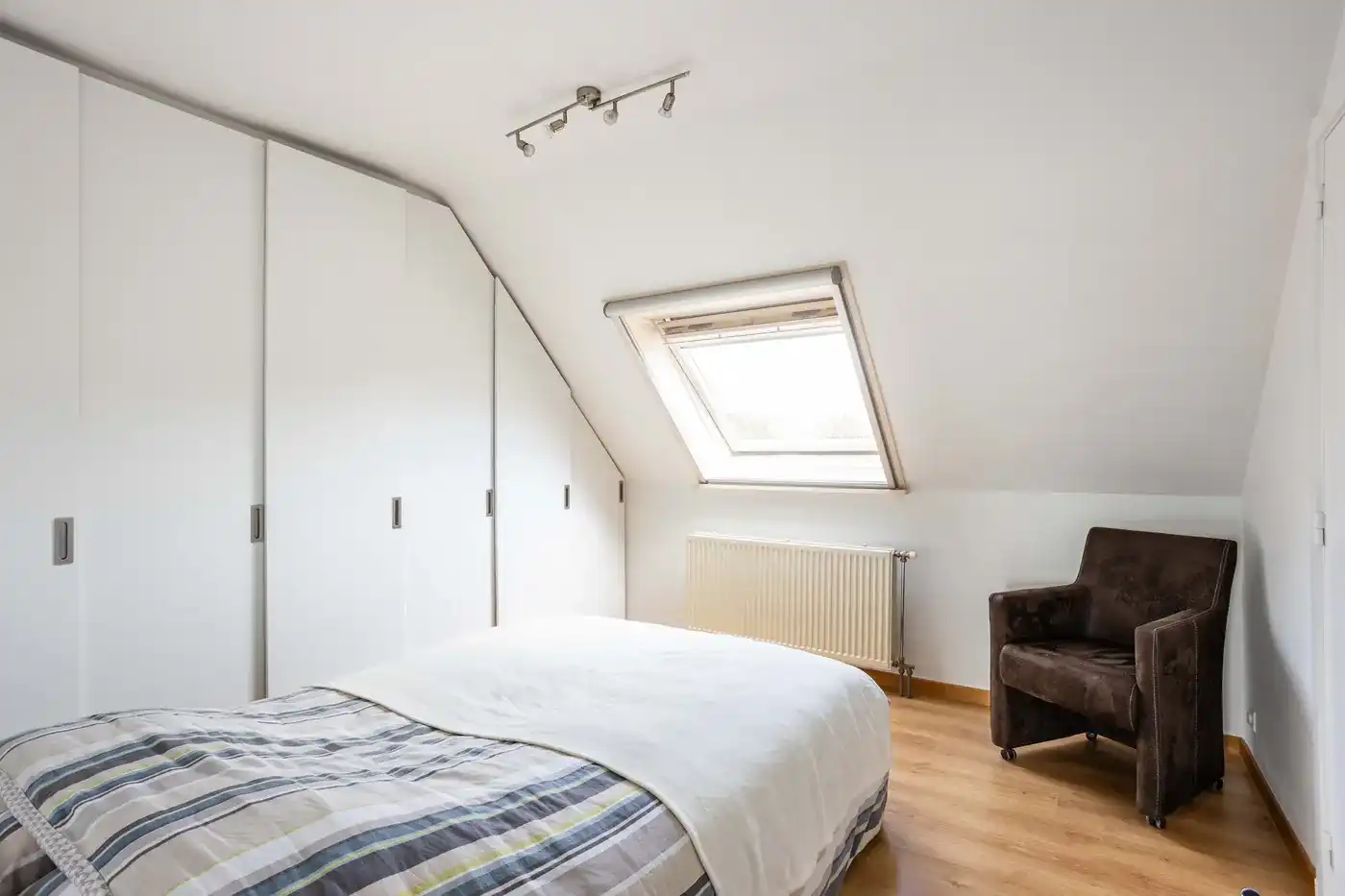Ruim appartement met garage centrum Zwevegem foto 13