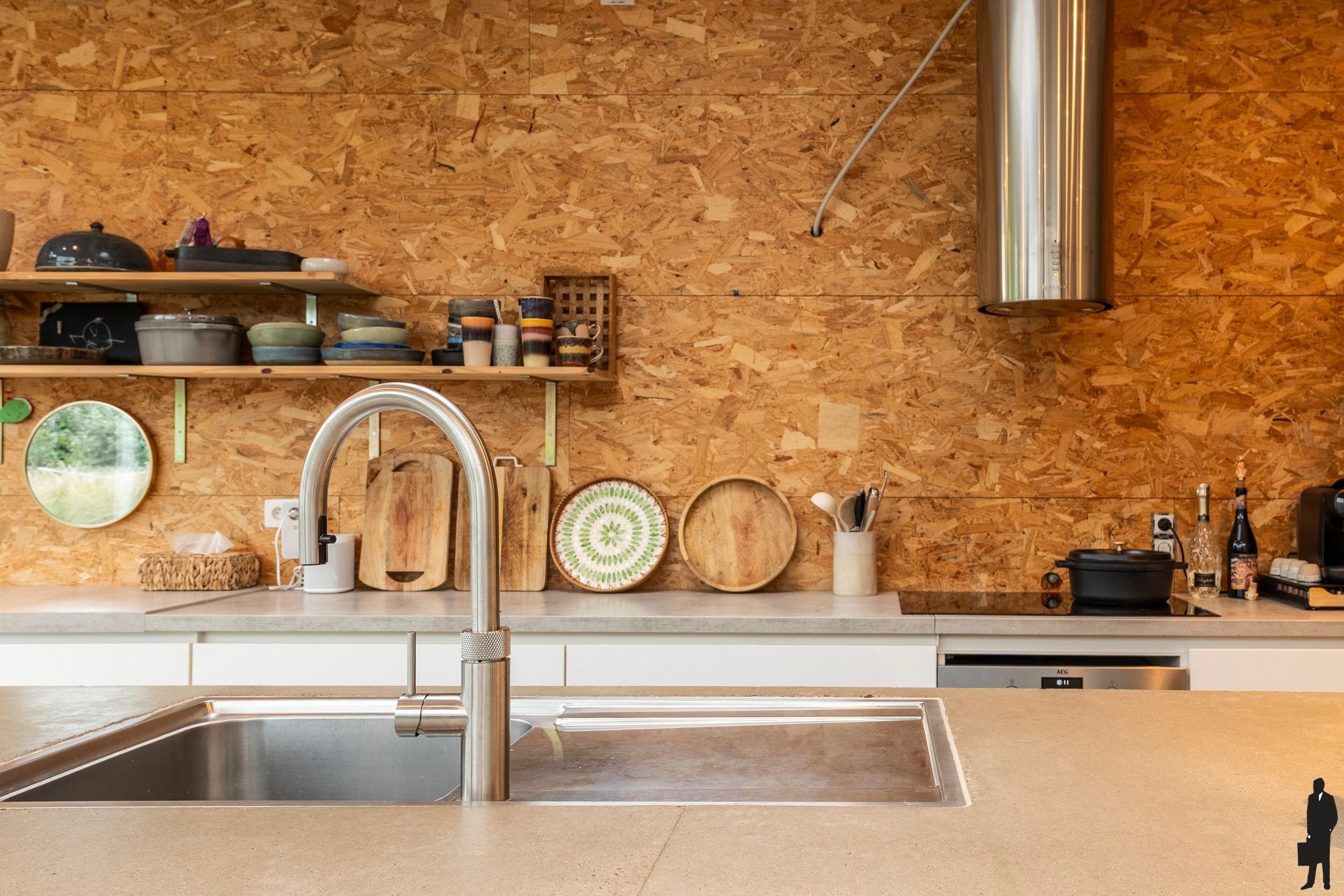 Uitzonderlijk gelegen architectenvilla op grond van 2.001m² foto 12