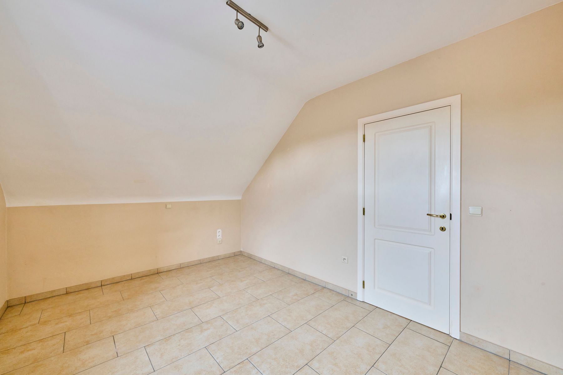 Uniek duplex appartement + aparte studio foto 29