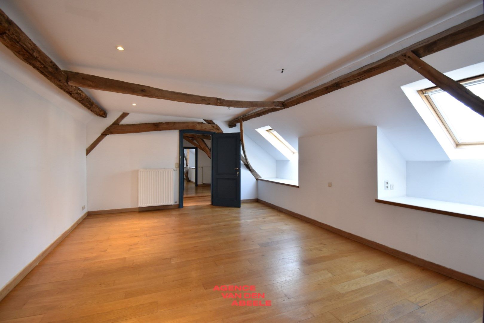 Prachtige kasteelhoeve met 5 slaapkamers op een imposant domein  foto 21