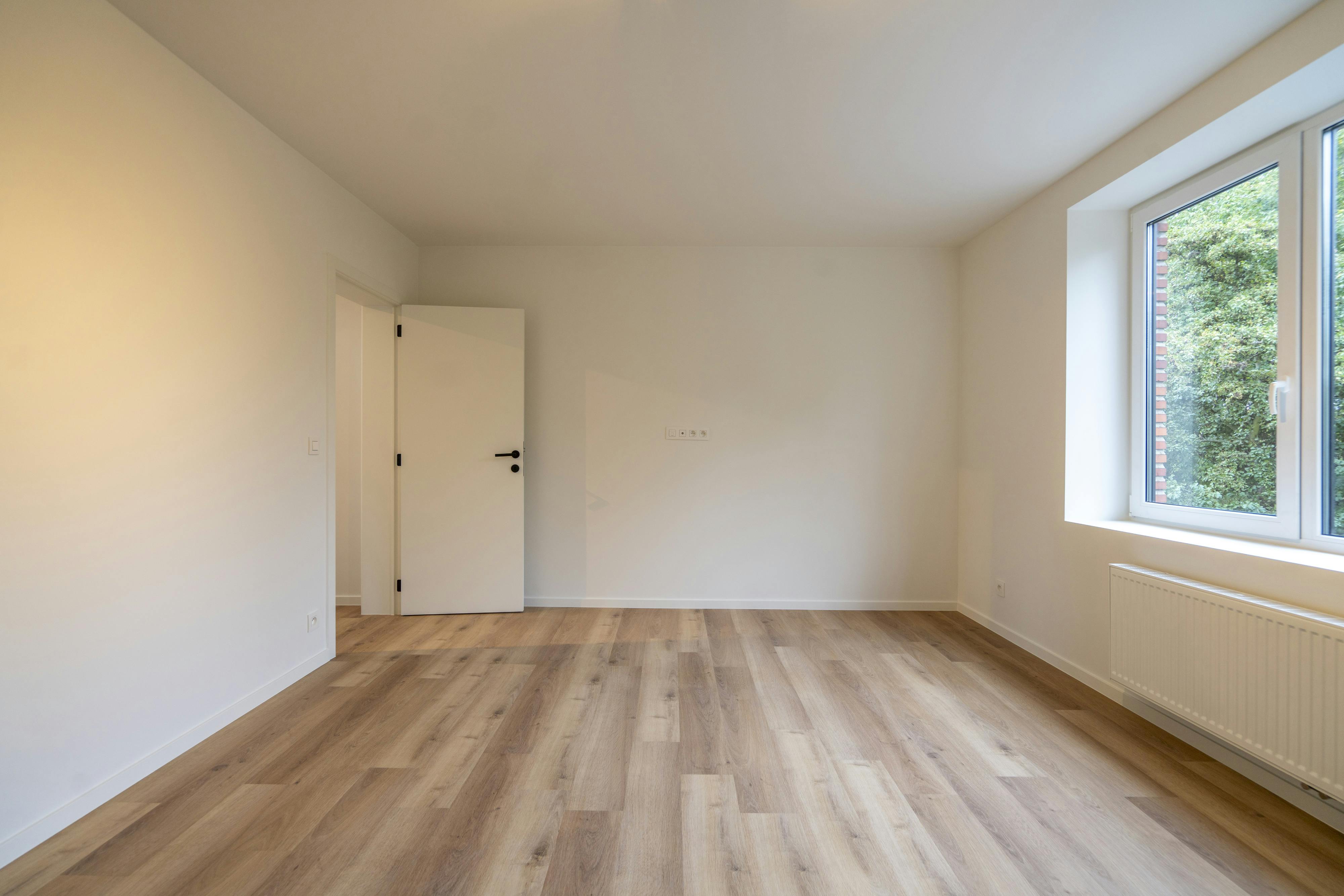 Prachtig vernieuwde ruime woning met EPC A te koop in centrum Kortrijk foto 10