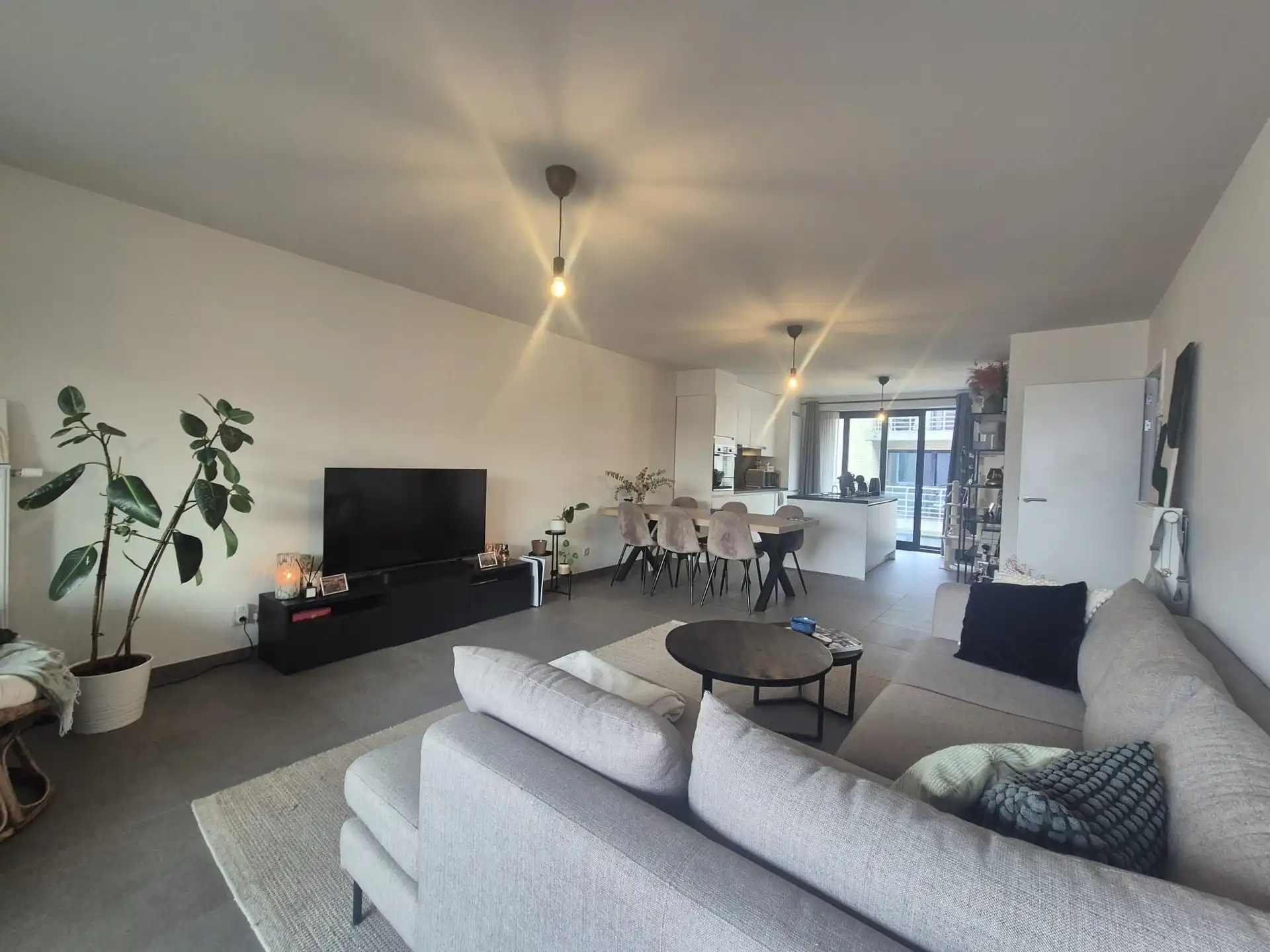 Recent appartement met 2 slaapkamers in centrum Wetteren.  foto 3