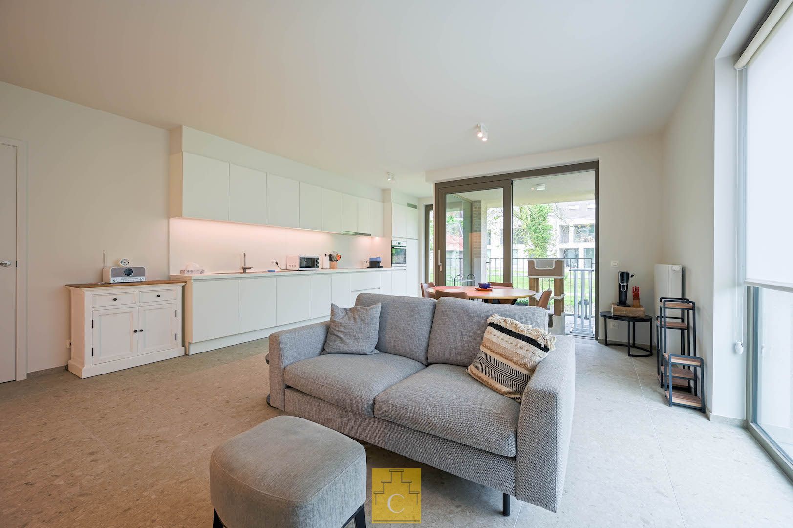 Rustig gelegen nieuwbouwappartement met zonneterras, nabij de ezelpoort foto 3