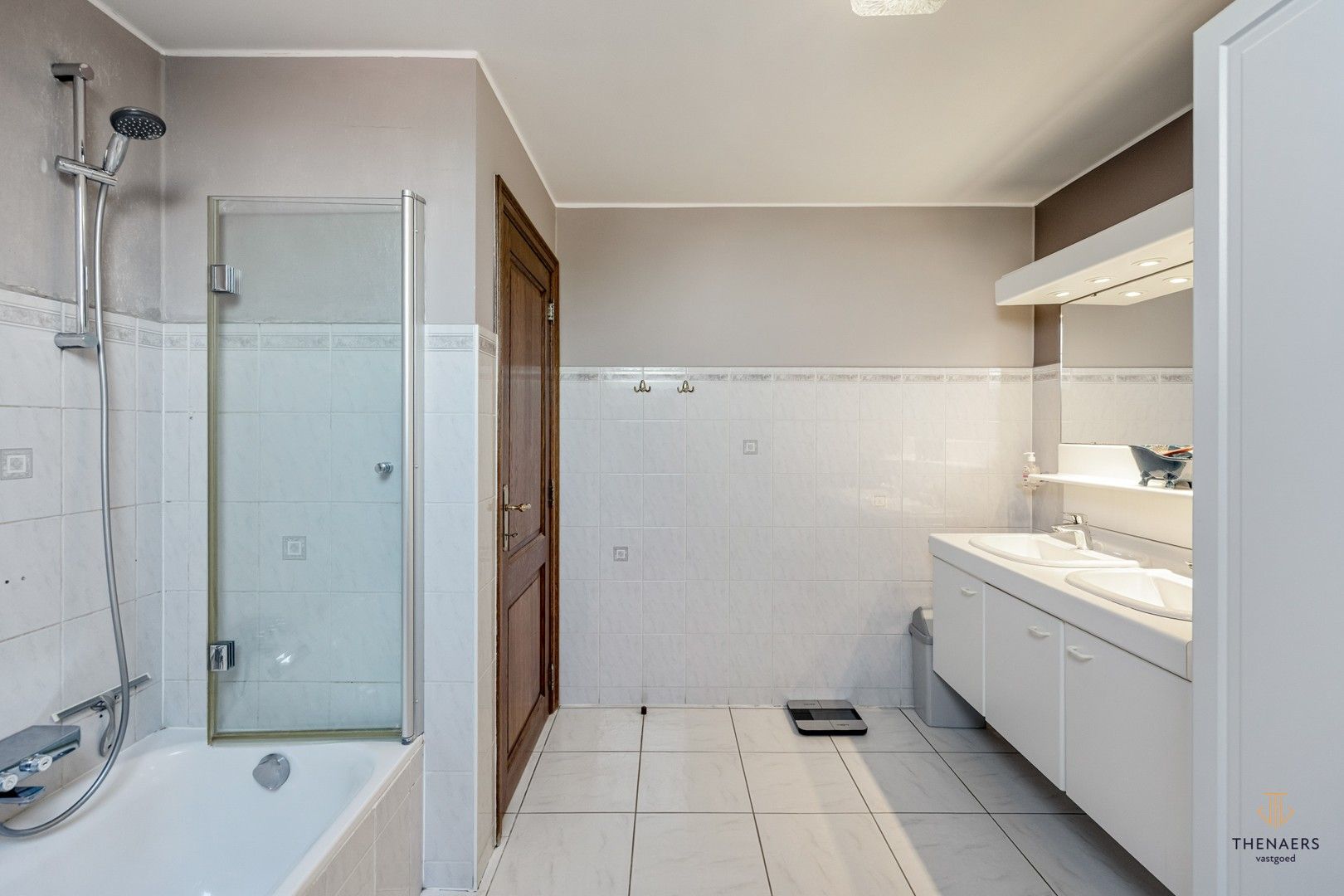 Ruimte, rust én de stad om de hoek – wonen in hartje Sint-Truiden! foto 19