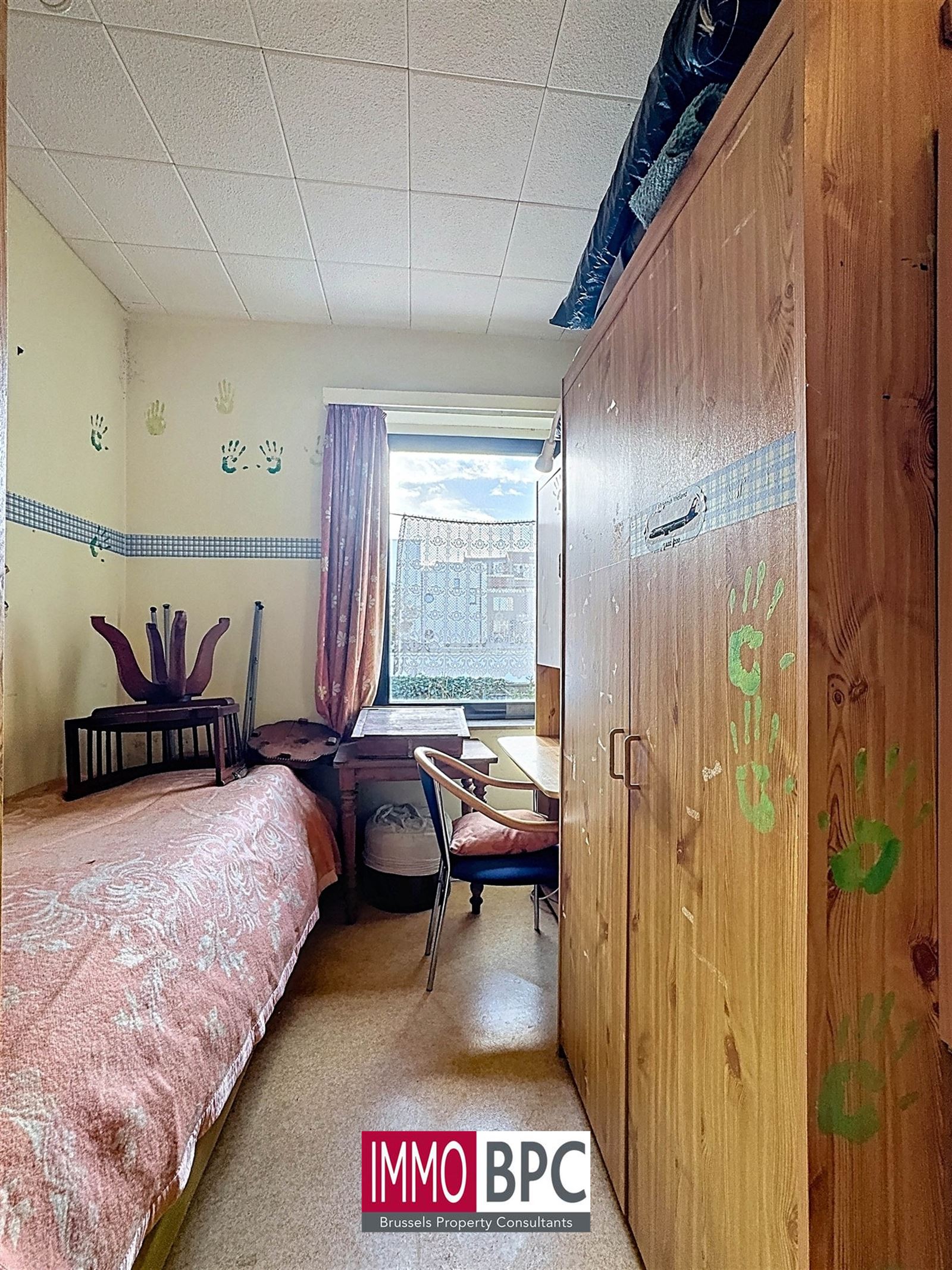 Kleine charmante achterwoning met tuin en dubbele garage te renoveren  foto 20